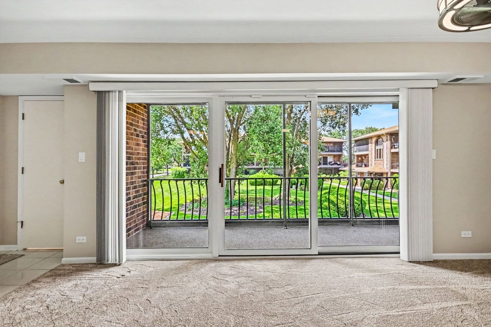 8842 W 140th Street, #2B, Orland Park, IL 60462