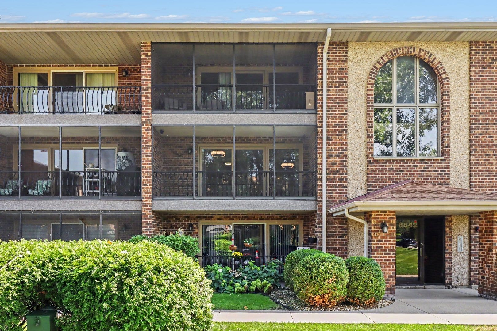 8842 W 140th Street, #2B, Orland Park, IL 60462