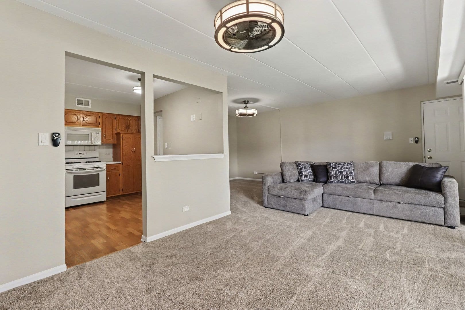 8842 W 140th Street, #2B, Orland Park, IL 60462