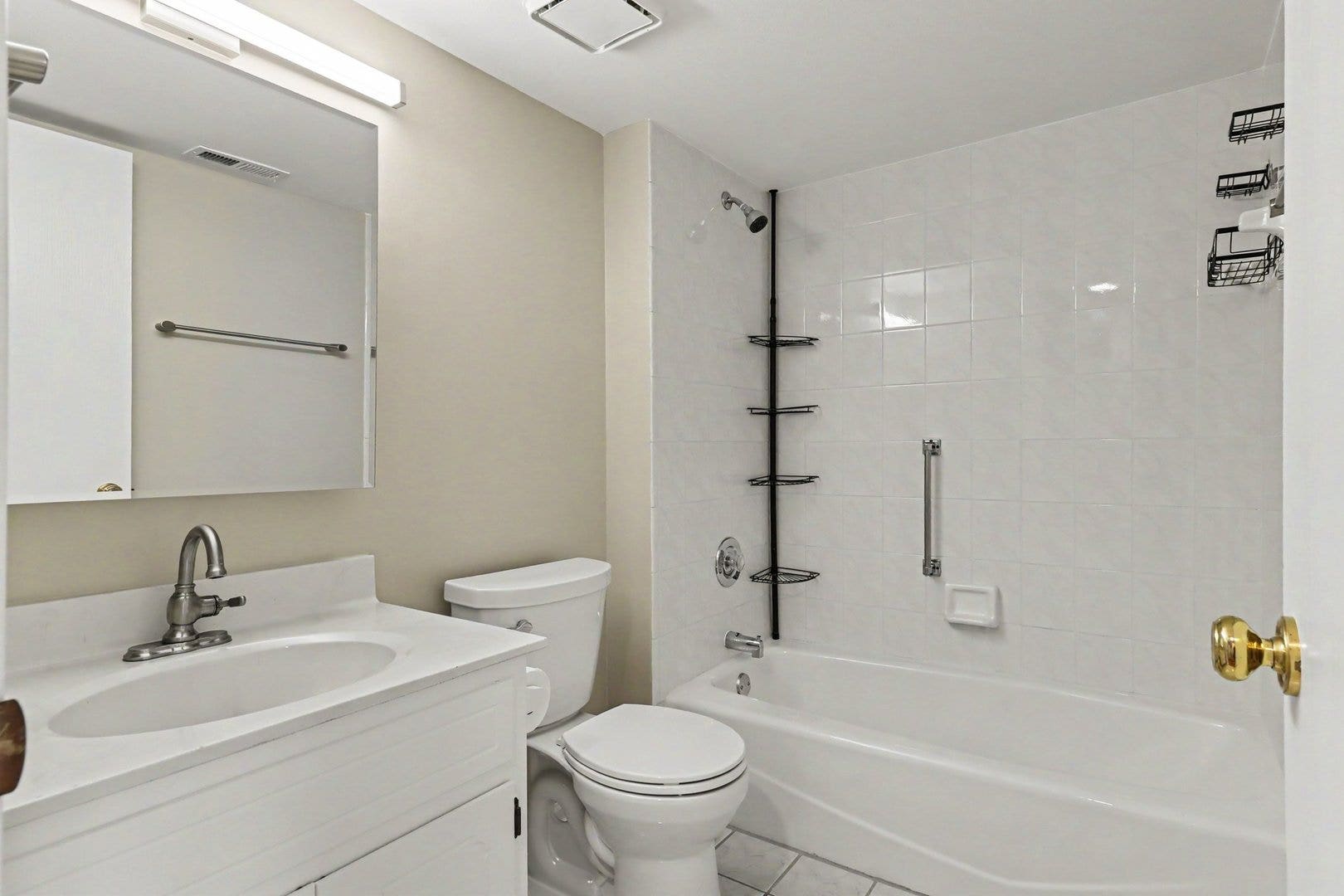 8842 W 140th Street, #2B, Orland Park, IL 60462