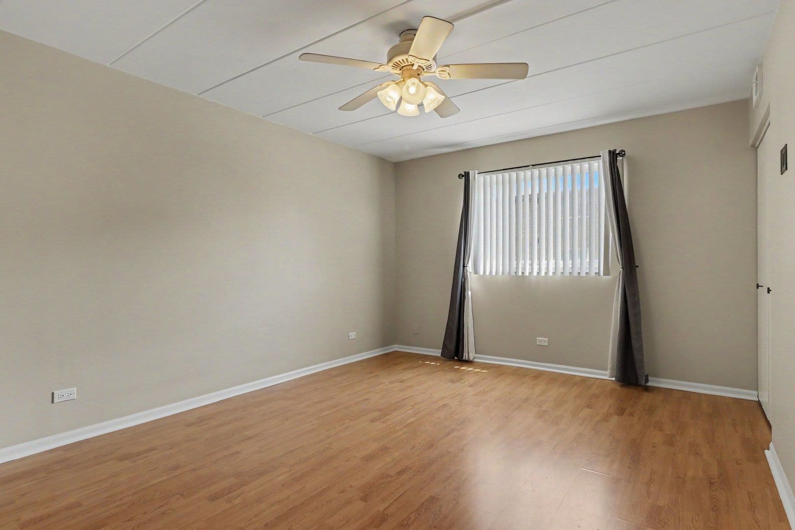 8842 W 140th Street, #2B, Orland Park, IL 60462