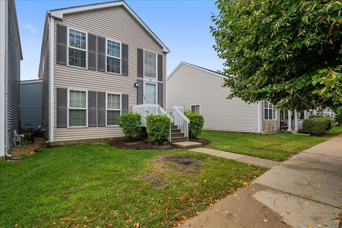 1637 Linden Park Lane, Aurora, IL 60504