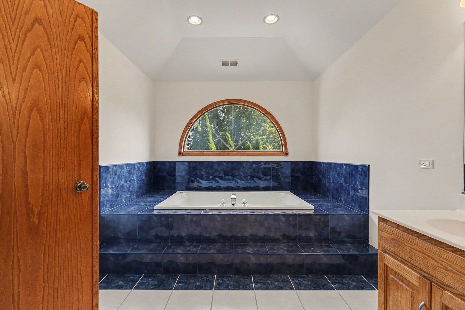 7728 171st Place, Tinley Park, IL 60477 7728 171st Place, Tinley Park, IL 60477