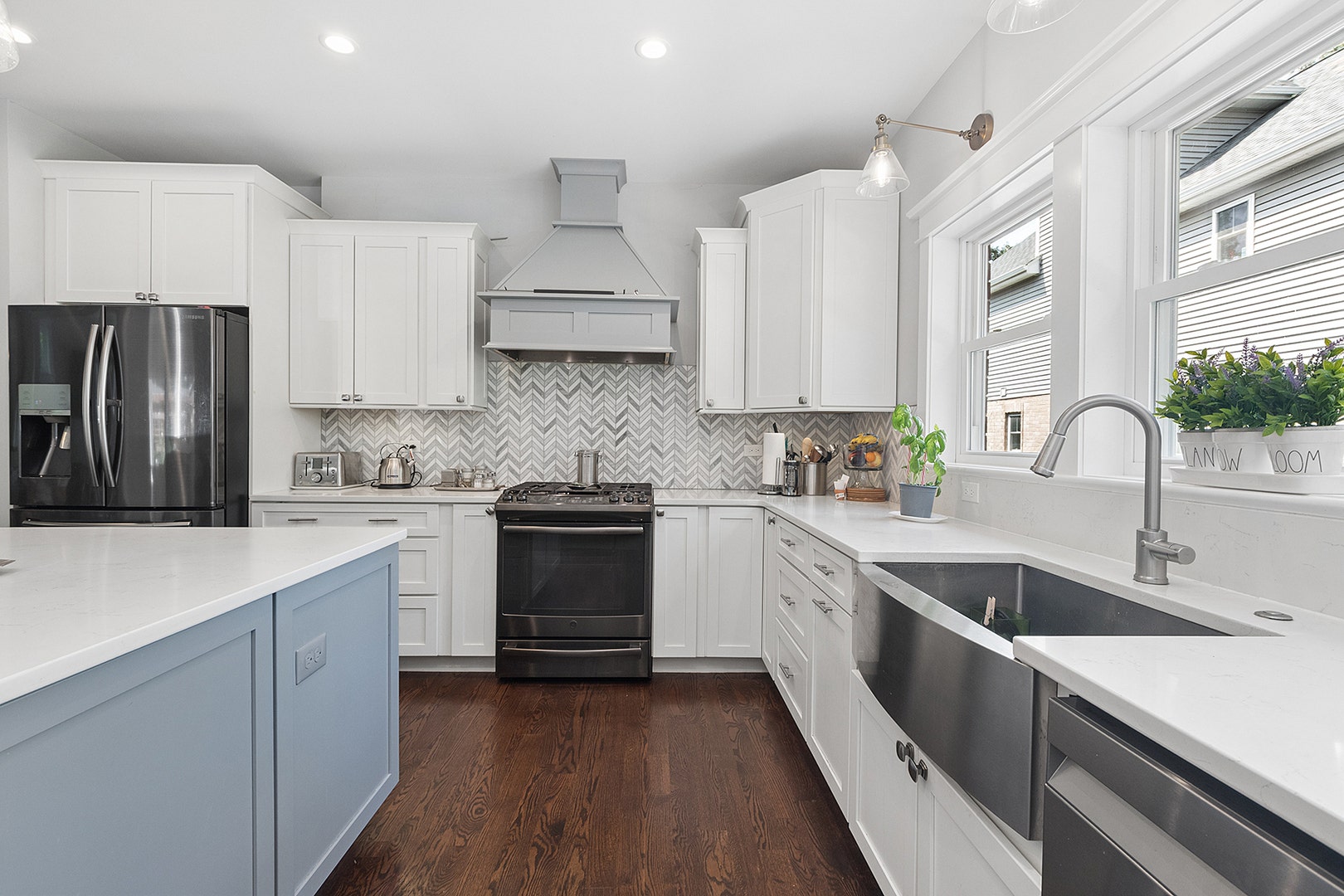 14633 Highland Avenue, Orland Park, IL 60462
