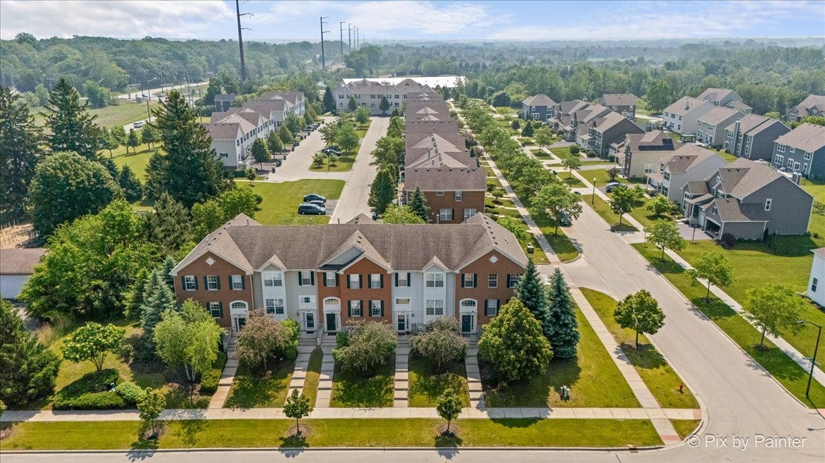 1005 Alberta Road, Elgin, IL 60124 1005 Alberta Road, Elgin, IL 60124