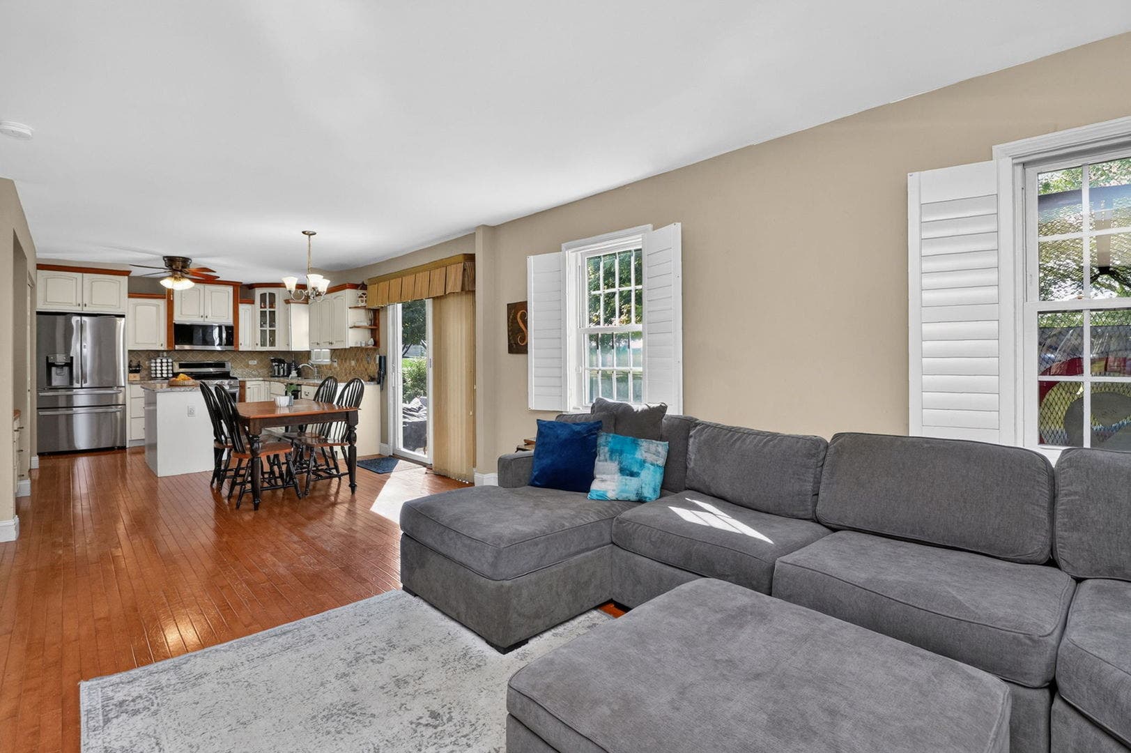 4322 Bronk Corner, Plainfield, IL 60586 4322 Bronk Corner, Plainfield, IL 60586
