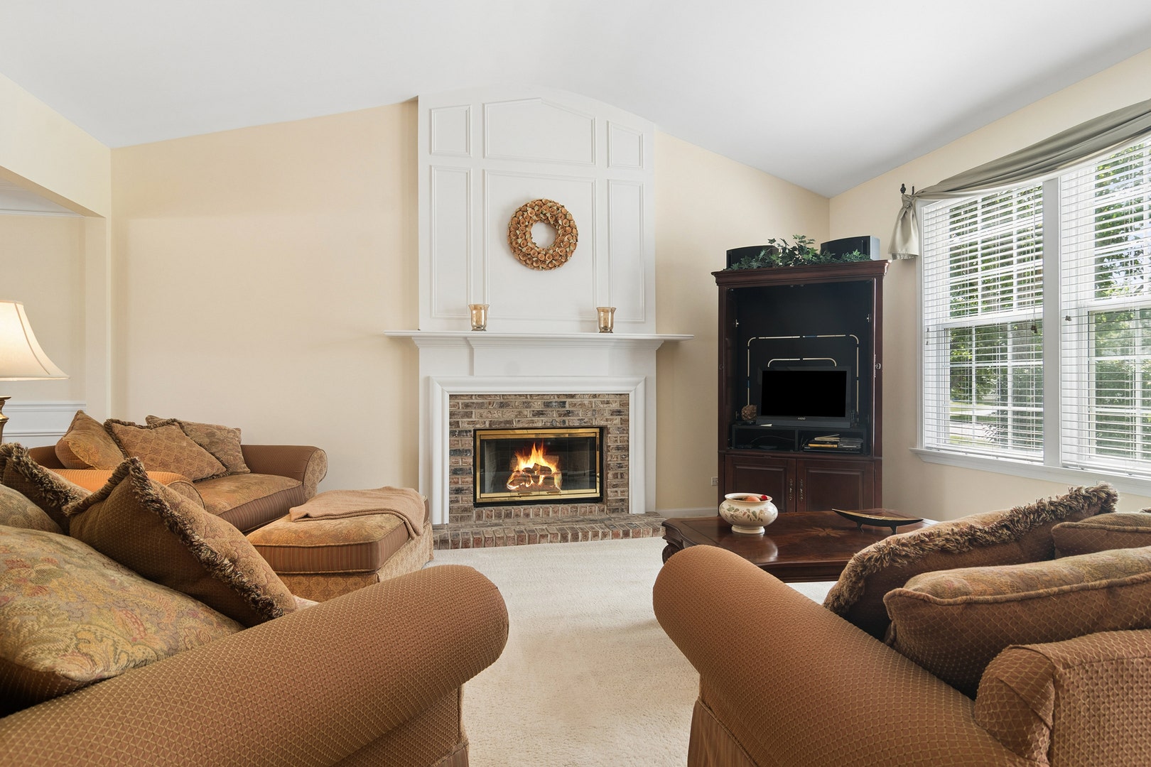 2362 Nantucket Lane, Elgin, IL 60123 2362 Nantucket Lane, Elgin, IL 60123