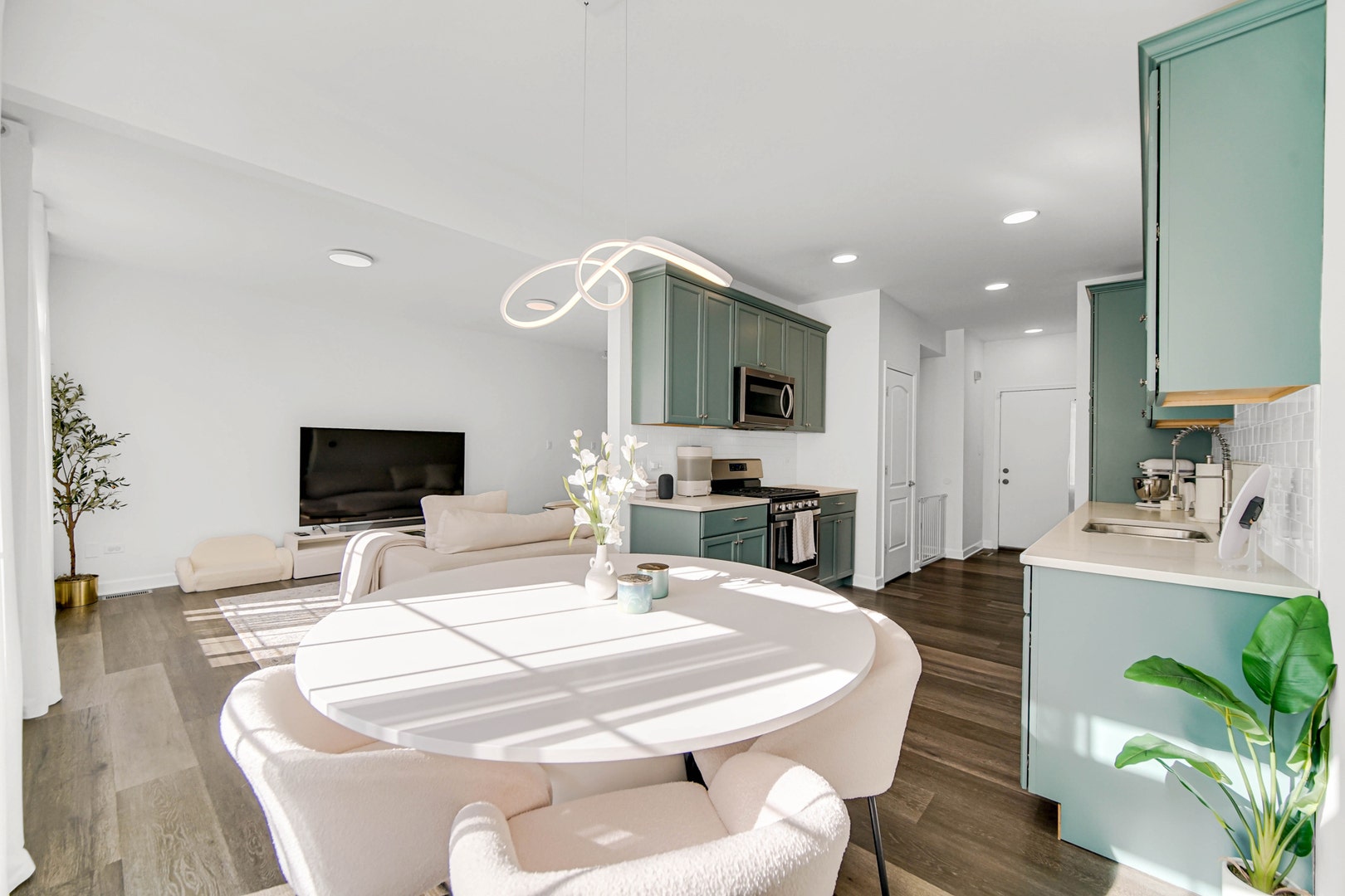 18471 Millennium Drive, Tinley Park, IL 60477 18471 Millennium Drive, Tinley Park, IL 60477