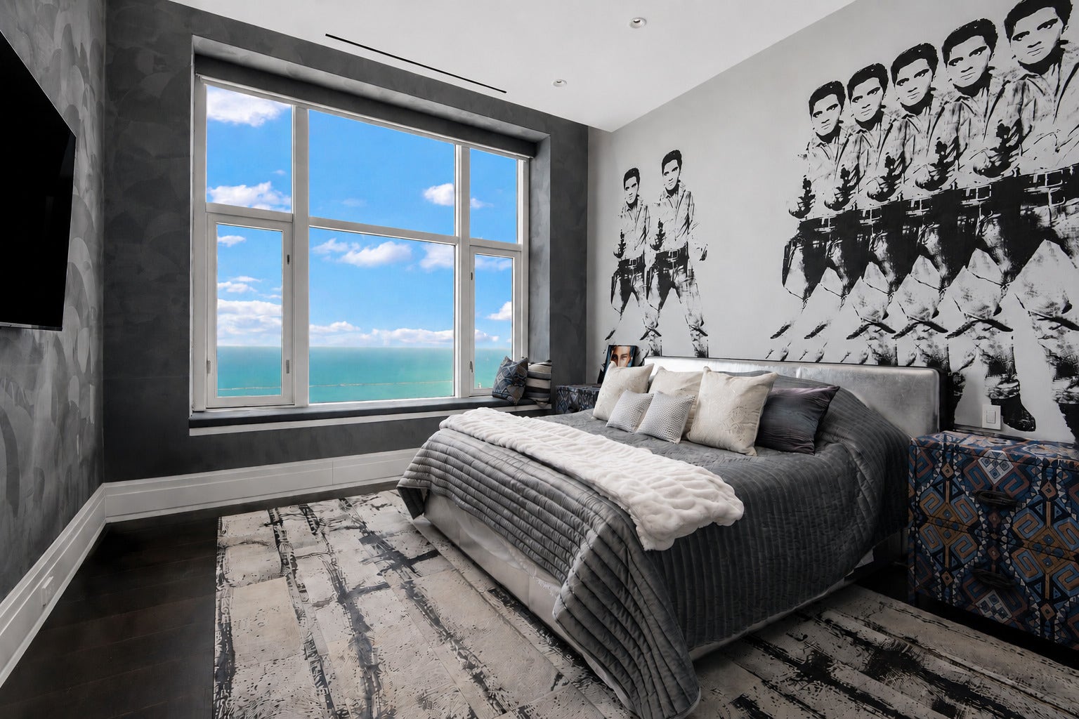 132 E Delaware Place, #6206, Chicago, IL 60611 132 E Delaware Place, #6206, Chicago, IL 60611