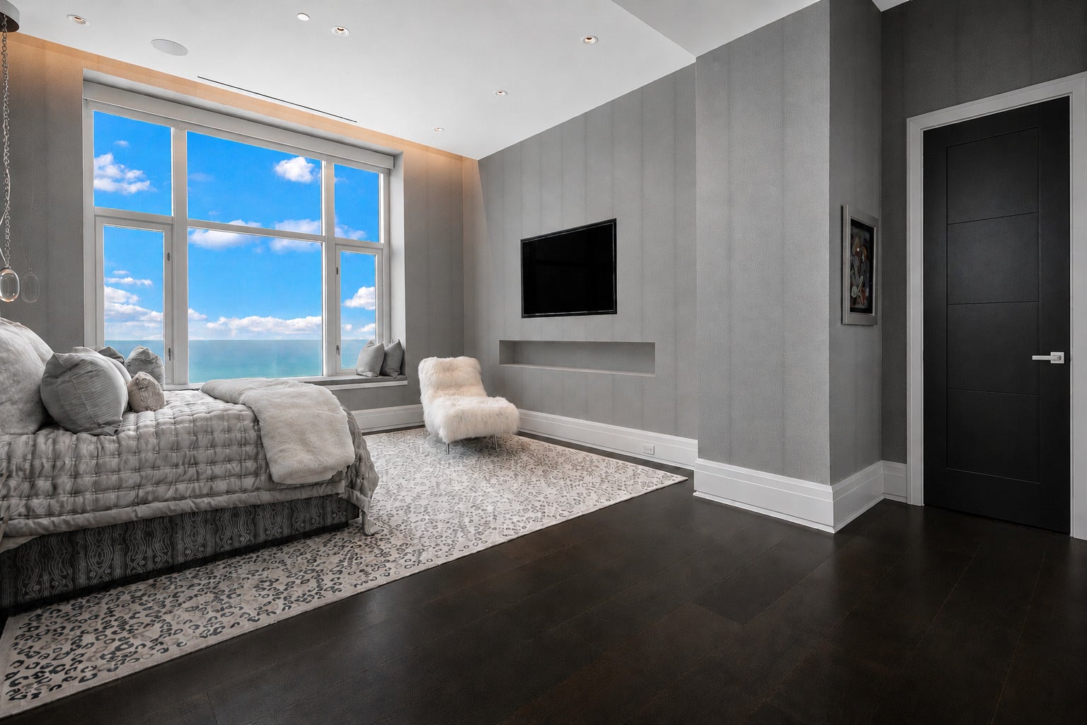 132 E Delaware Place, #6206, Chicago, IL 60611 132 E Delaware Place, #6206, Chicago, IL 60611