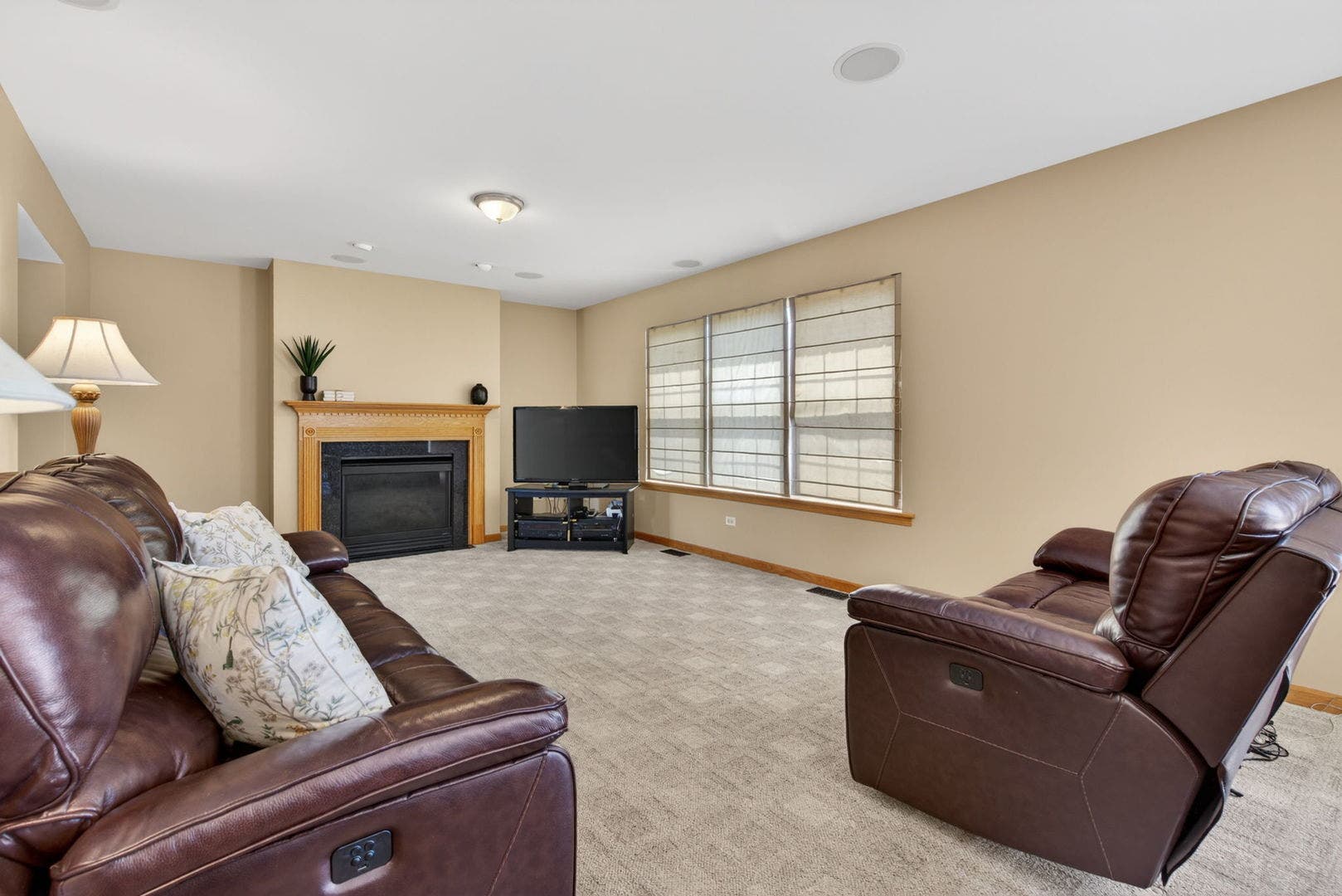 15711 Menominee Court, Manhattan, IL 60442 15711 Menominee Court, Manhattan, IL 60442