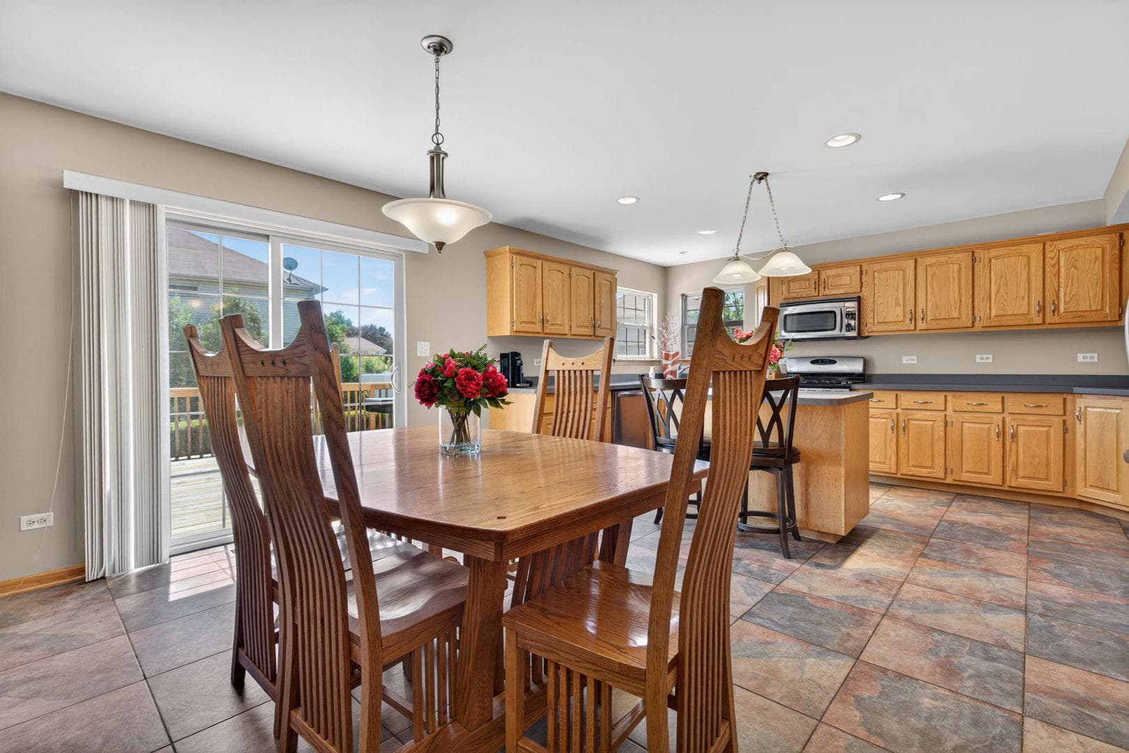 15711 Menominee Court, Manhattan, IL 60442 15711 Menominee Court, Manhattan, IL 60442