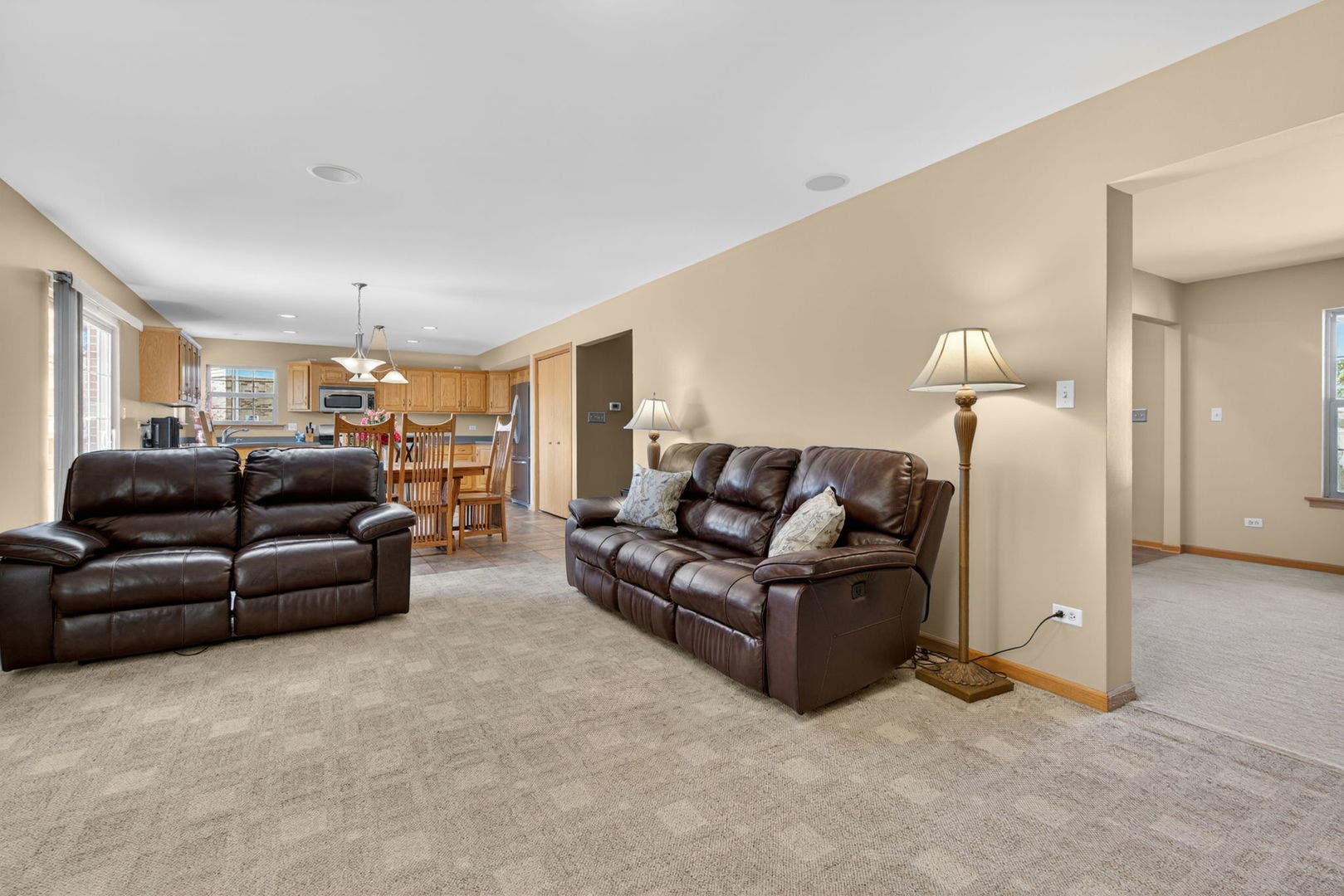 15711 Menominee Court, Manhattan, IL 60442 15711 Menominee Court, Manhattan, IL 60442