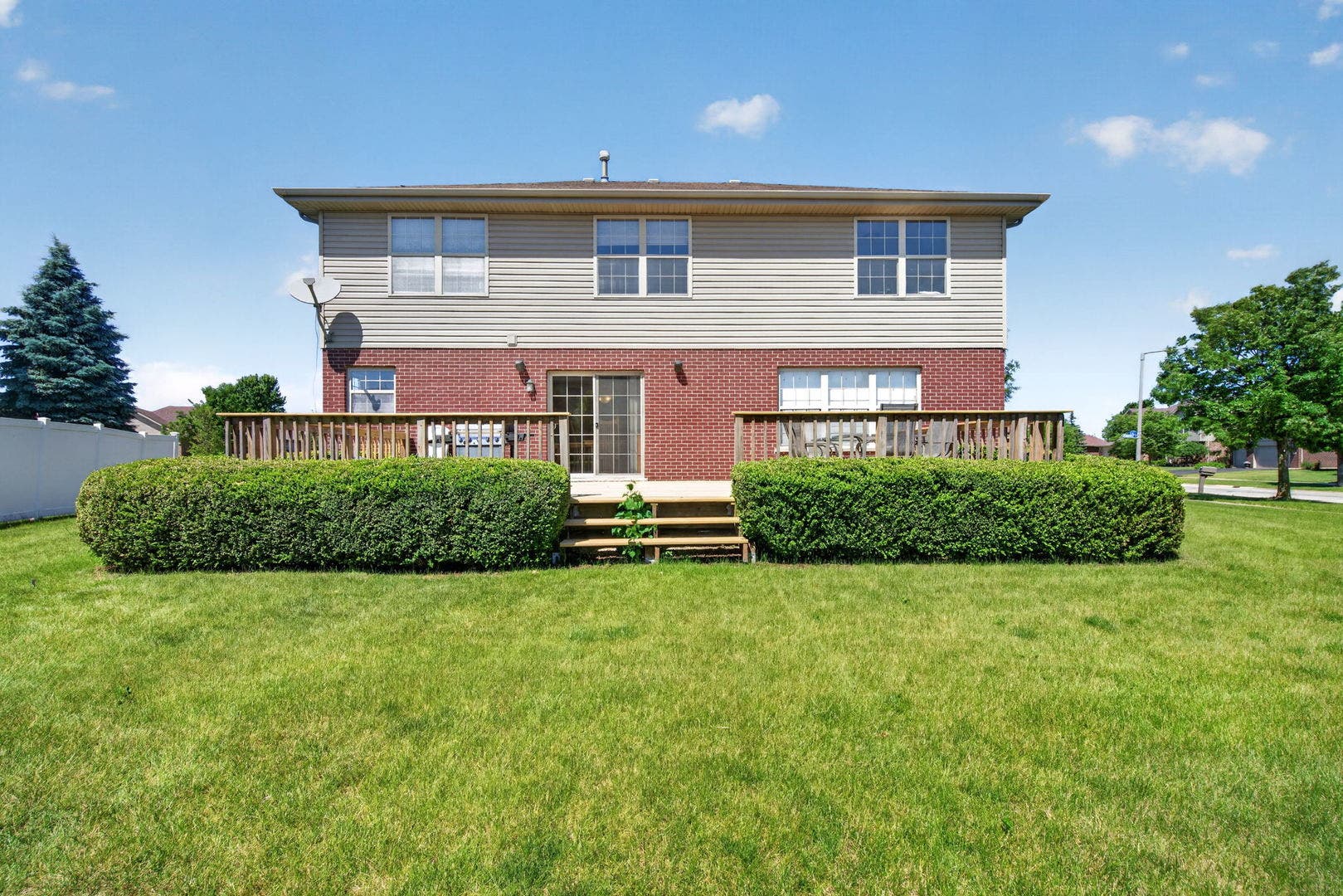 15711 Menominee Court, Manhattan, IL 60442 15711 Menominee Court, Manhattan, IL 60442
