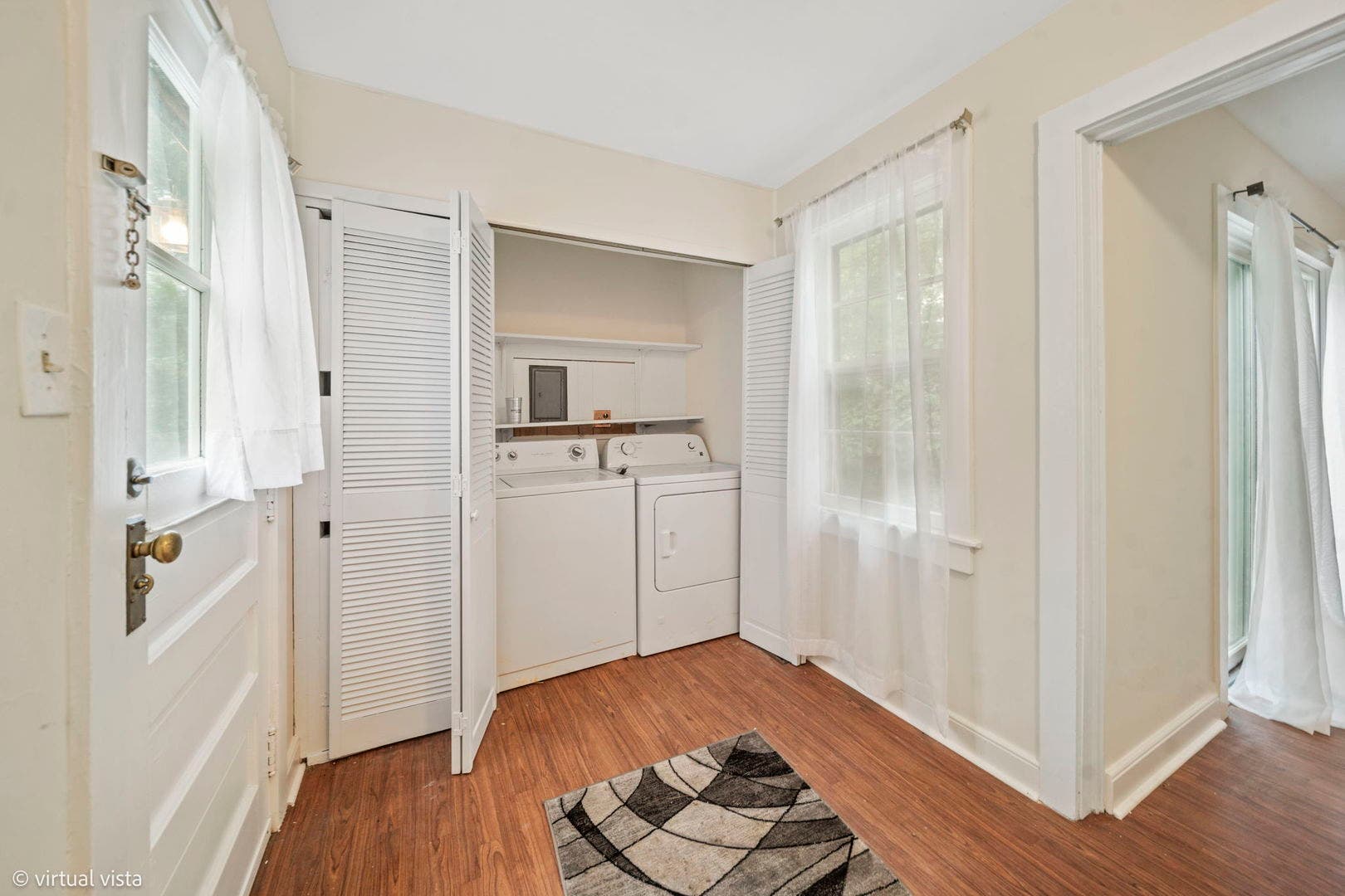 1805 Gilbert Avenue, Downers Grove, IL 60515 1805 Gilbert Avenue, Downers Grove, IL 60515