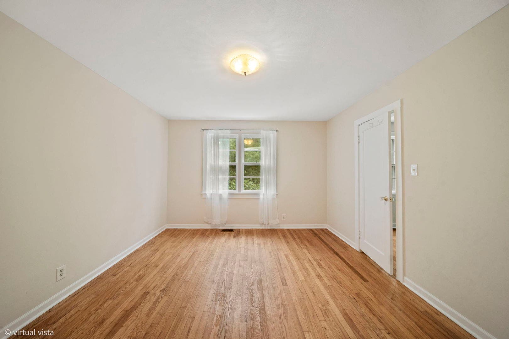 1805 Gilbert Avenue, Downers Grove, IL 60515 1805 Gilbert Avenue, Downers Grove, IL 60515