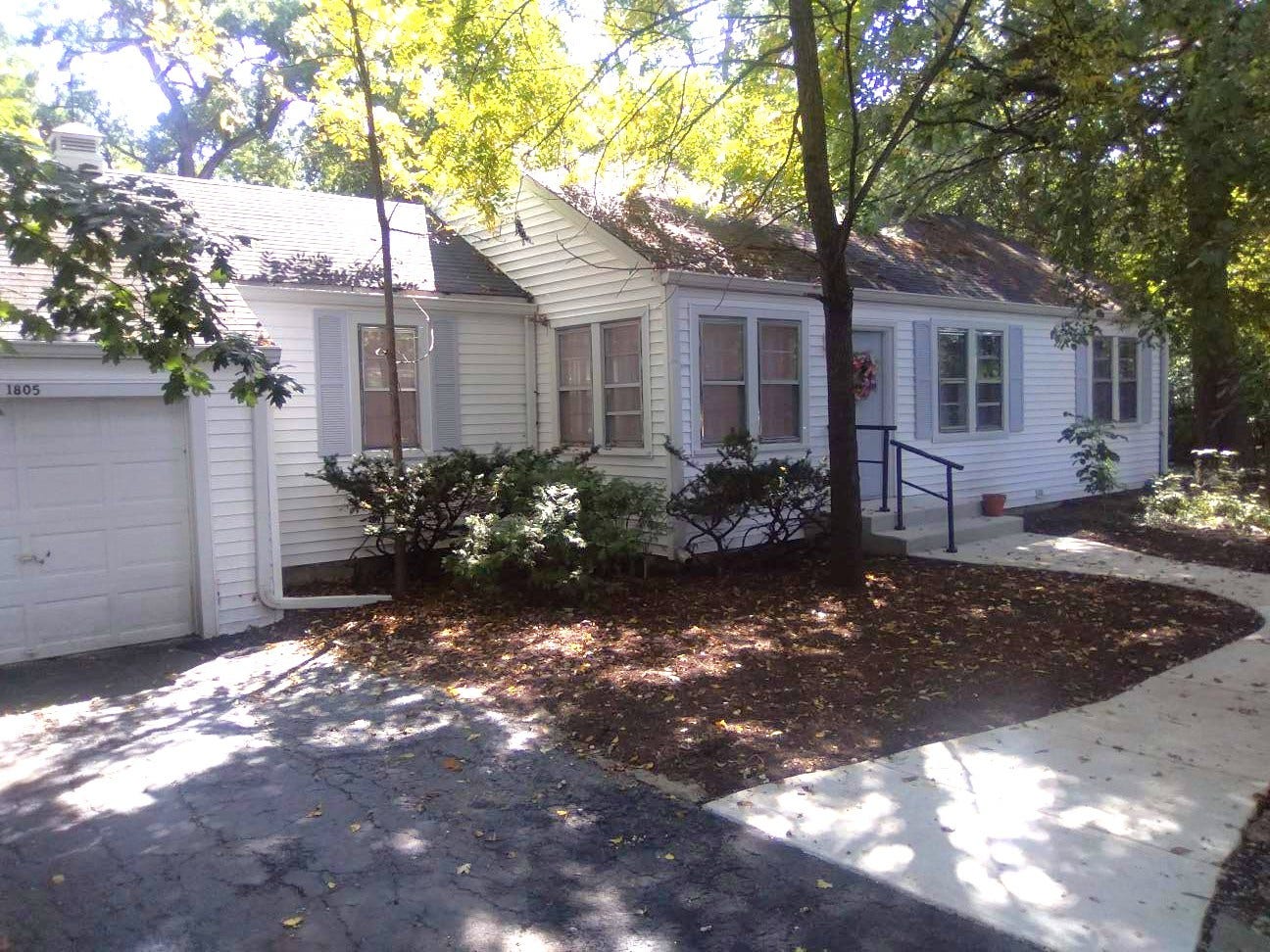 1805 Gilbert Avenue, Downers Grove, IL 60515 1805 Gilbert Avenue, Downers Grove, IL 60515