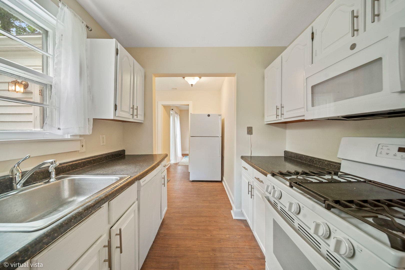 1805 Gilbert Avenue, Downers Grove, IL 60515 1805 Gilbert Avenue, Downers Grove, IL 60515