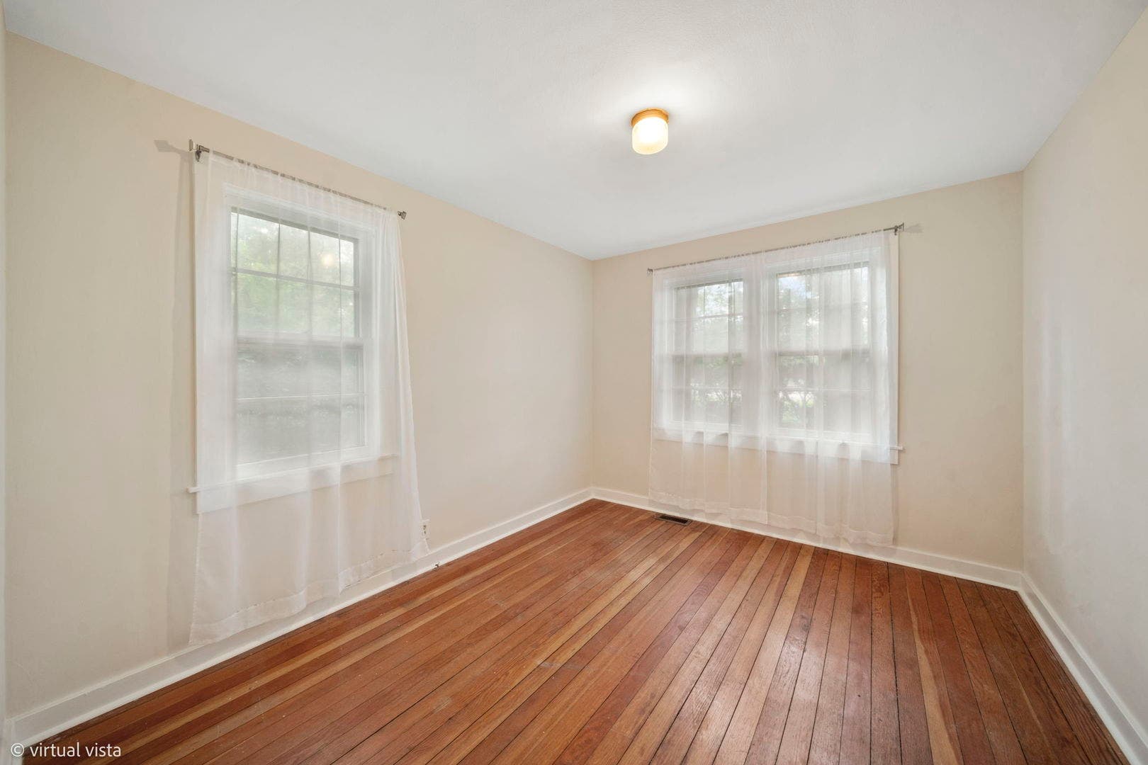 1805 Gilbert Avenue, Downers Grove, IL 60515 1805 Gilbert Avenue, Downers Grove, IL 60515