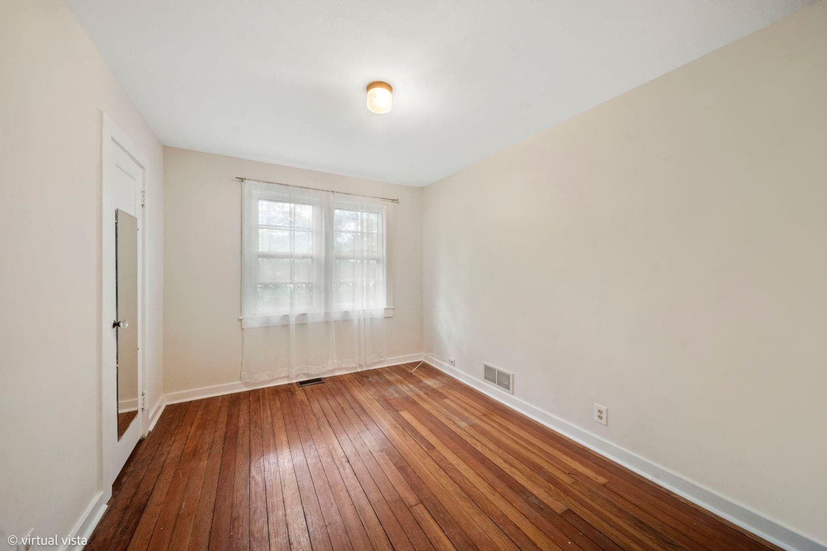 1805 Gilbert Avenue, Downers Grove, IL 60515 1805 Gilbert Avenue, Downers Grove, IL 60515