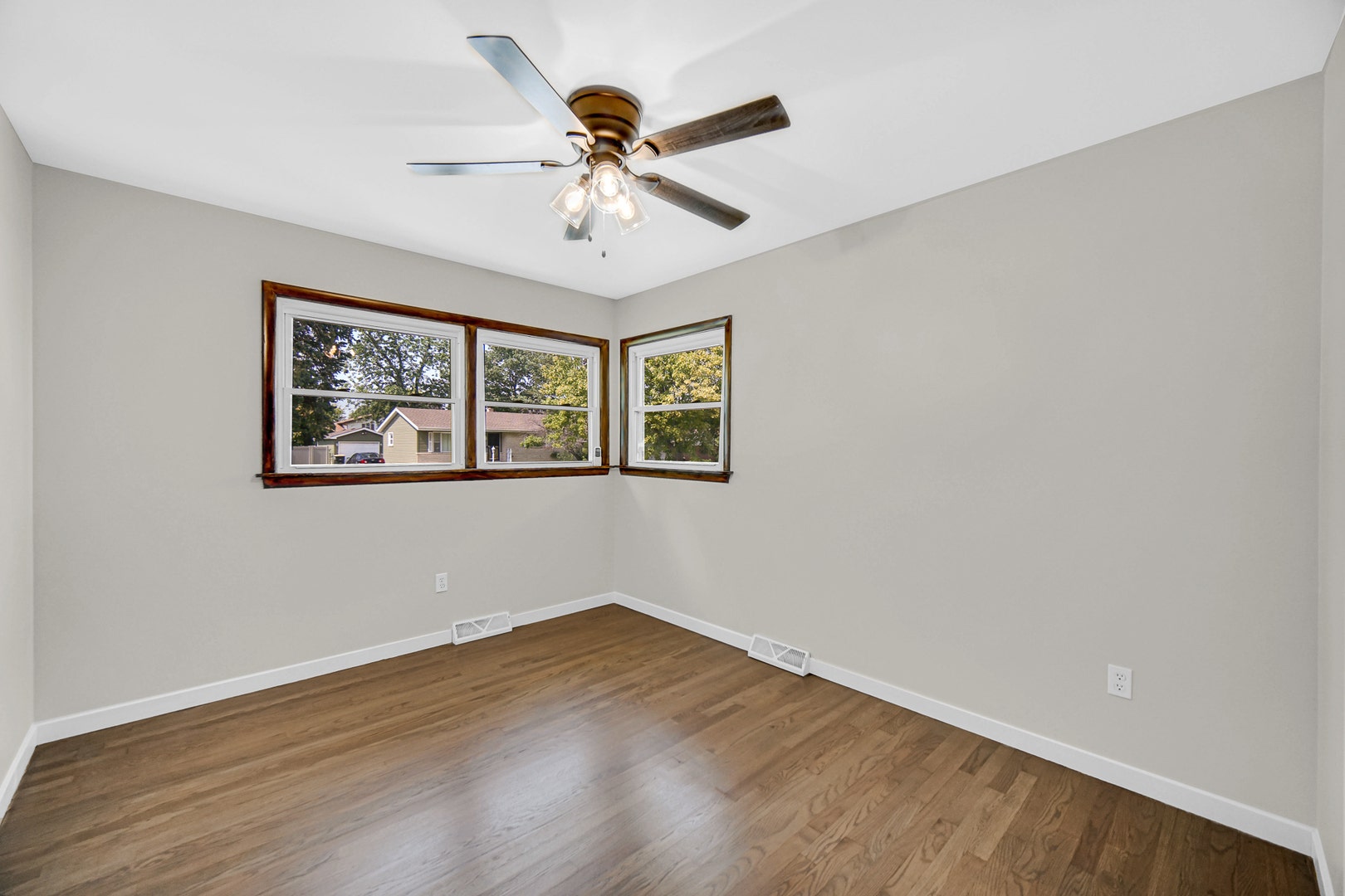 17517 Shirley Drive, Lansing, IL 60438 17517 Shirley Drive, Lansing, IL 60438