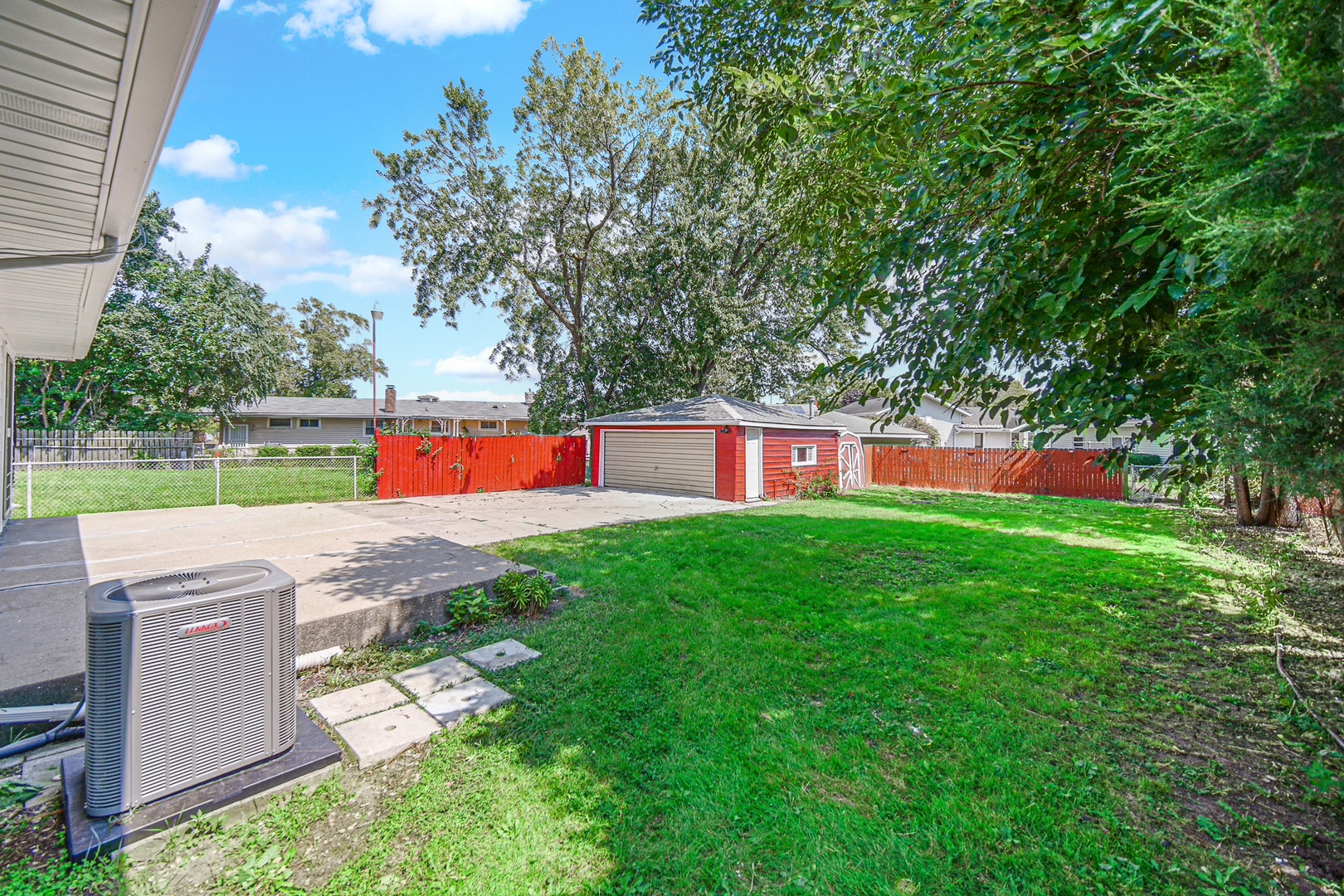 17517 Shirley Drive, Lansing, IL 60438 17517 Shirley Drive, Lansing, IL 60438