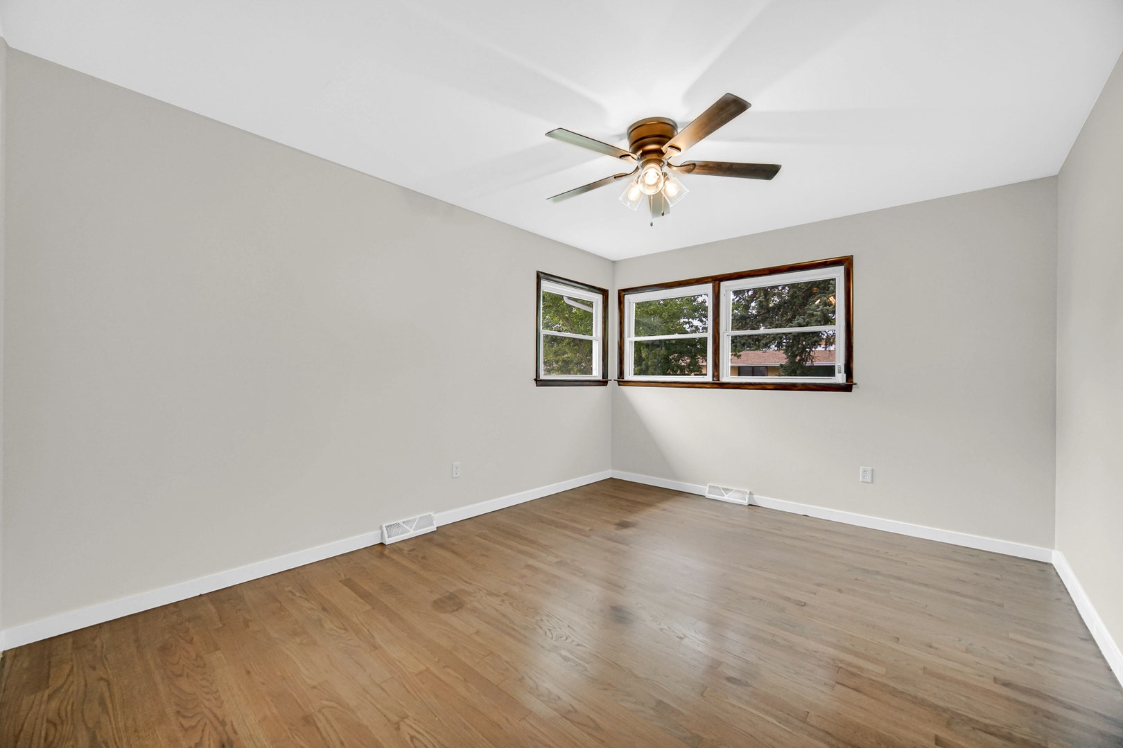17517 Shirley Drive, Lansing, IL 60438 17517 Shirley Drive, Lansing, IL 60438