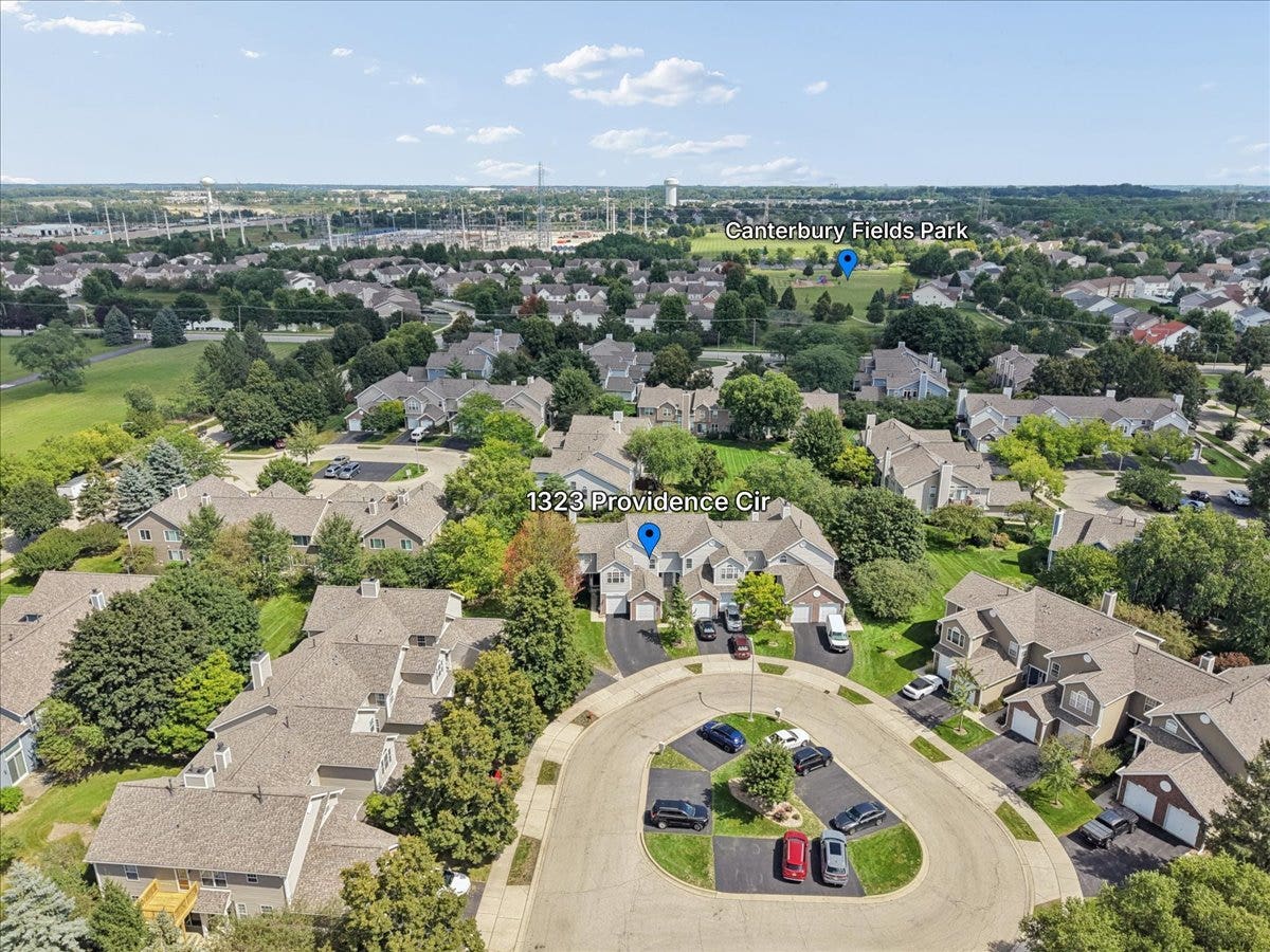 1323 Providence Circle, Elgin, IL 60120 1323 Providence Circle, Elgin, IL 60120
