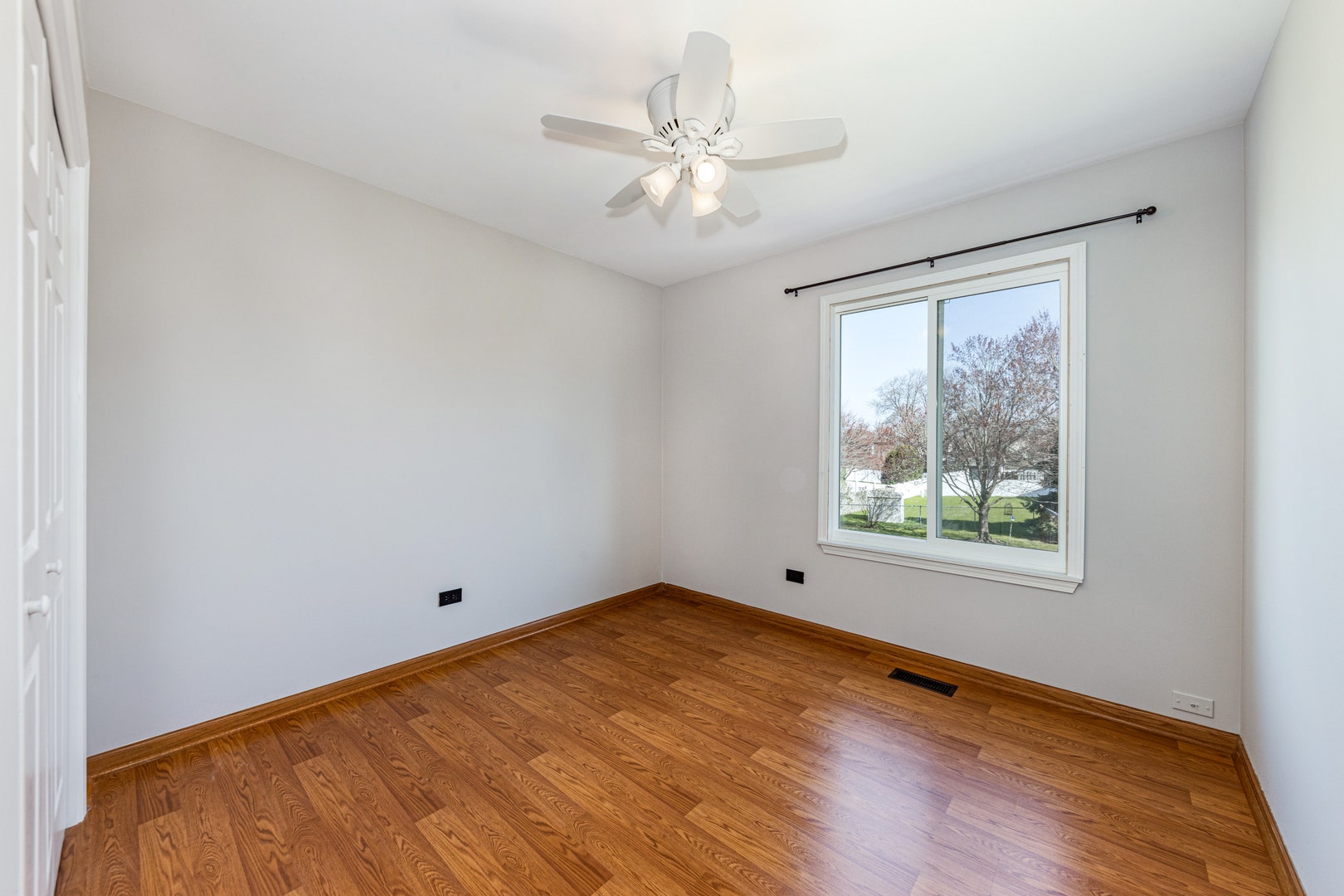 617 Lakewood Farms Drive, Bolingbrook, IL 60490 617 Lakewood Farms Drive, Bolingbrook, IL 60490