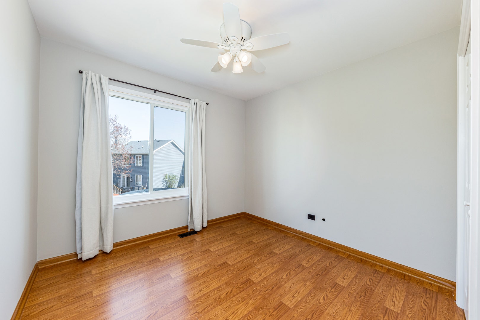 617 Lakewood Farms Drive, Bolingbrook, IL 60490 617 Lakewood Farms Drive, Bolingbrook, IL 60490