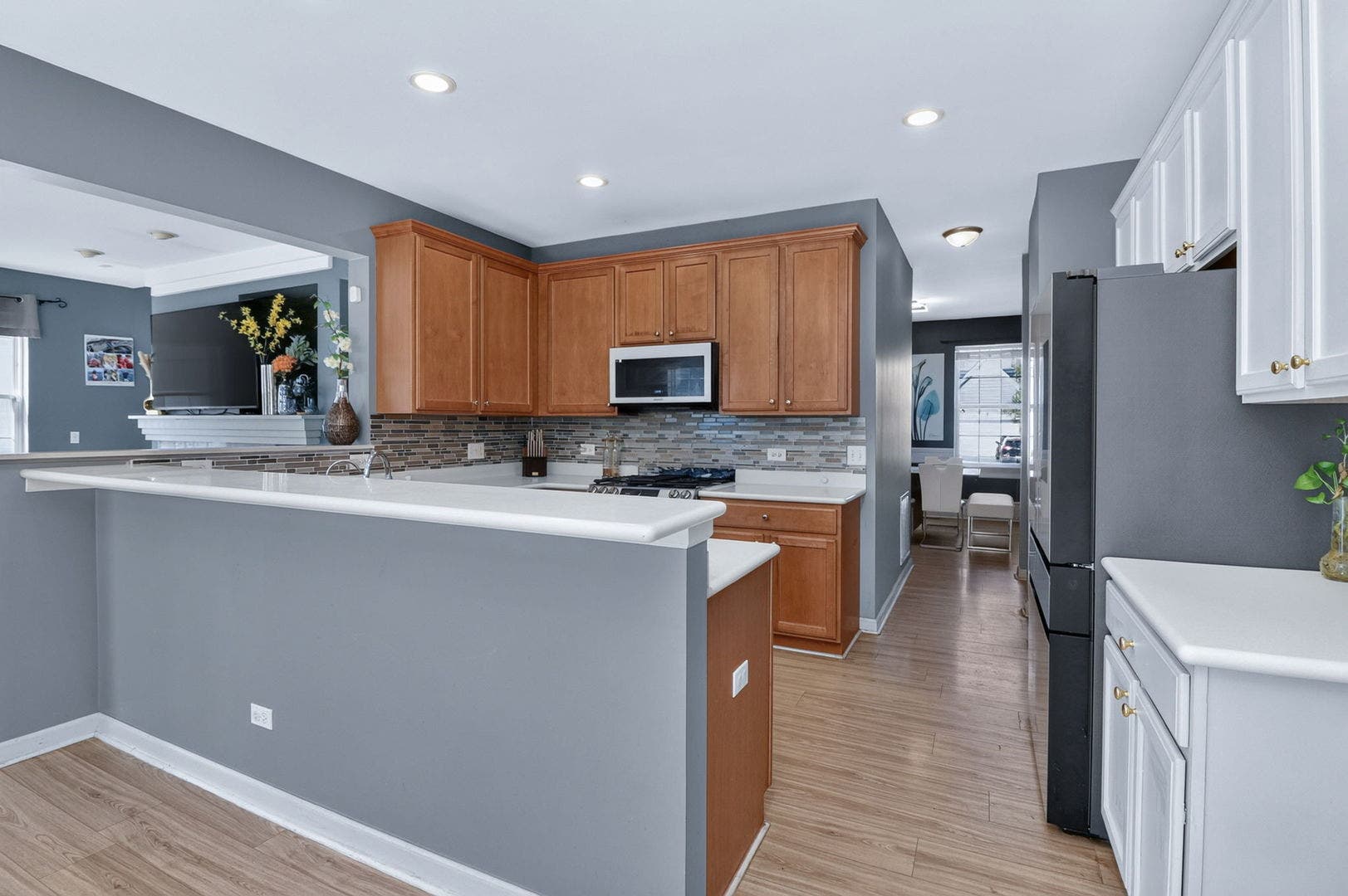 722 Metropolitan Avenue, Bolingbrook, IL 60490 722 Metropolitan Avenue, Bolingbrook, IL 60490