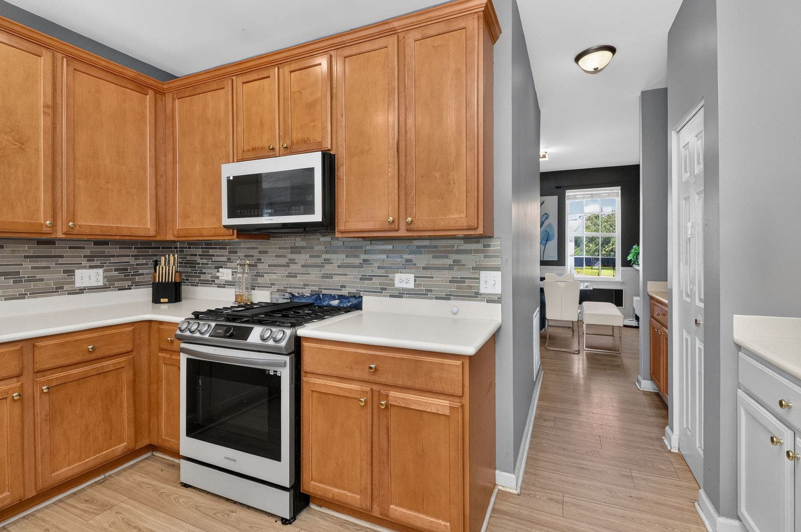722 Metropolitan Avenue, Bolingbrook, IL 60490 722 Metropolitan Avenue, Bolingbrook, IL 60490