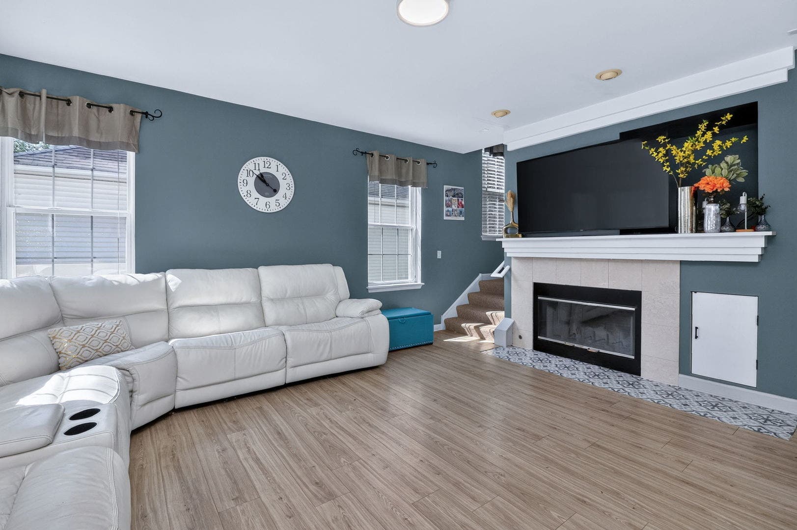 722 Metropolitan Avenue, Bolingbrook, IL 60490 722 Metropolitan Avenue, Bolingbrook, IL 60490