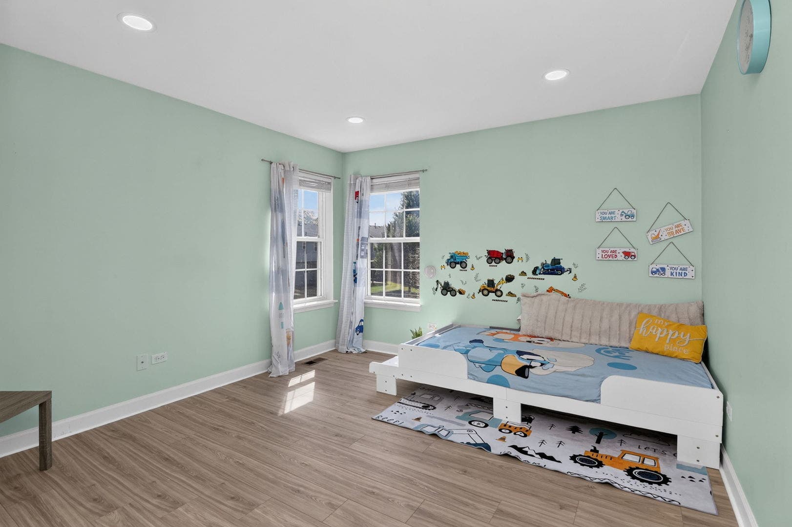722 Metropolitan Avenue, Bolingbrook, IL 60490 722 Metropolitan Avenue, Bolingbrook, IL 60490