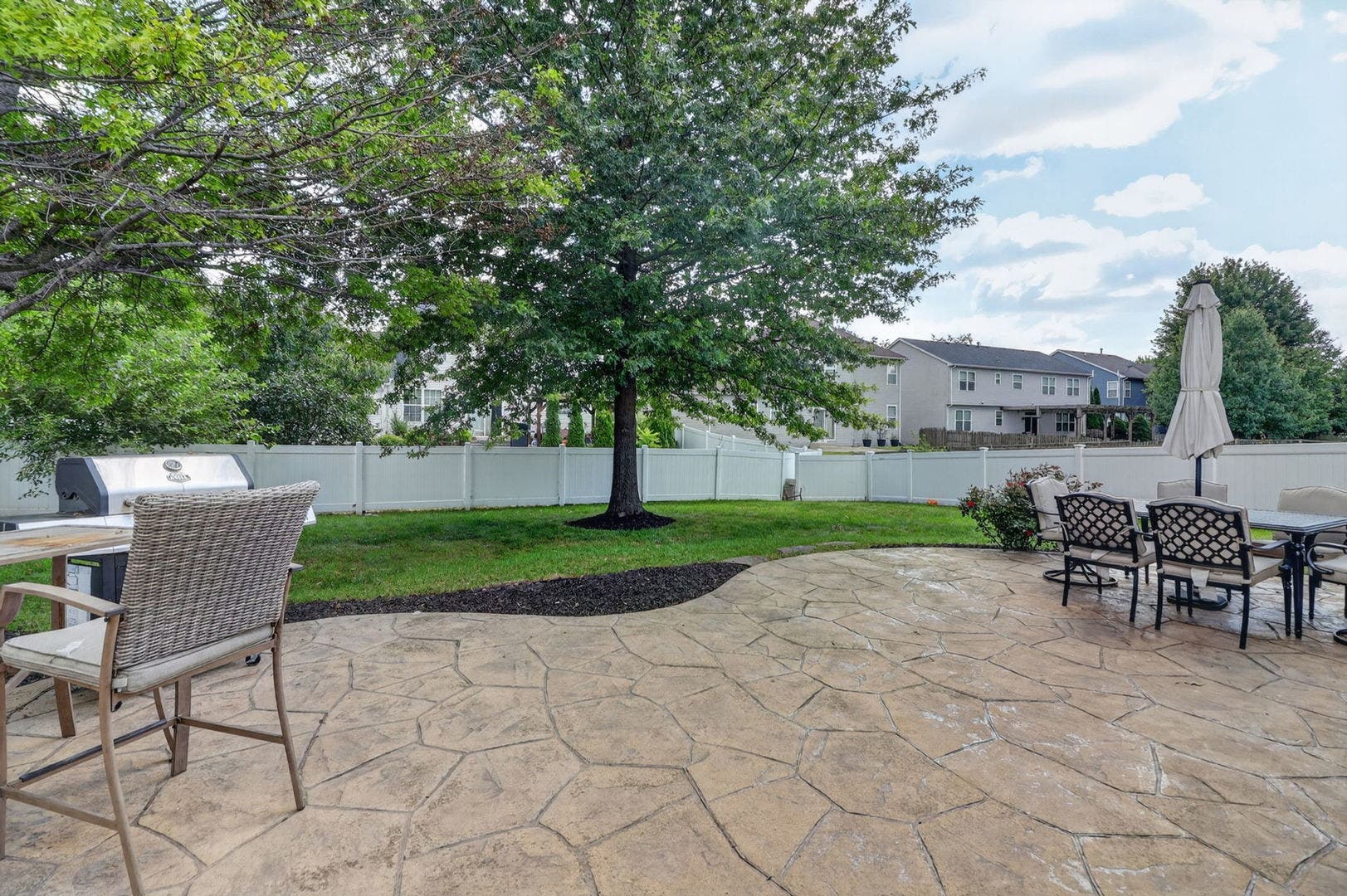 722 Metropolitan Avenue, Bolingbrook, IL 60490 722 Metropolitan Avenue, Bolingbrook, IL 60490