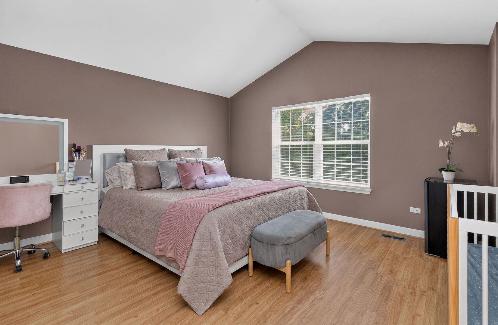 722 Metropolitan Avenue, Bolingbrook, IL 60490 722 Metropolitan Avenue, Bolingbrook, IL 60490