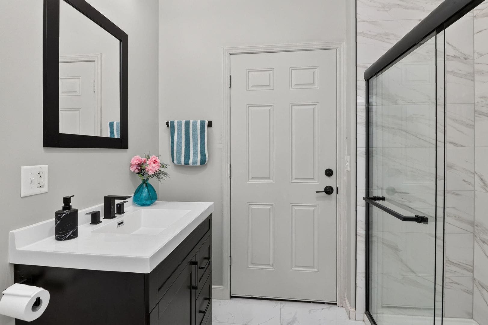 722 Metropolitan Avenue, Bolingbrook, IL 60490 722 Metropolitan Avenue, Bolingbrook, IL 60490
