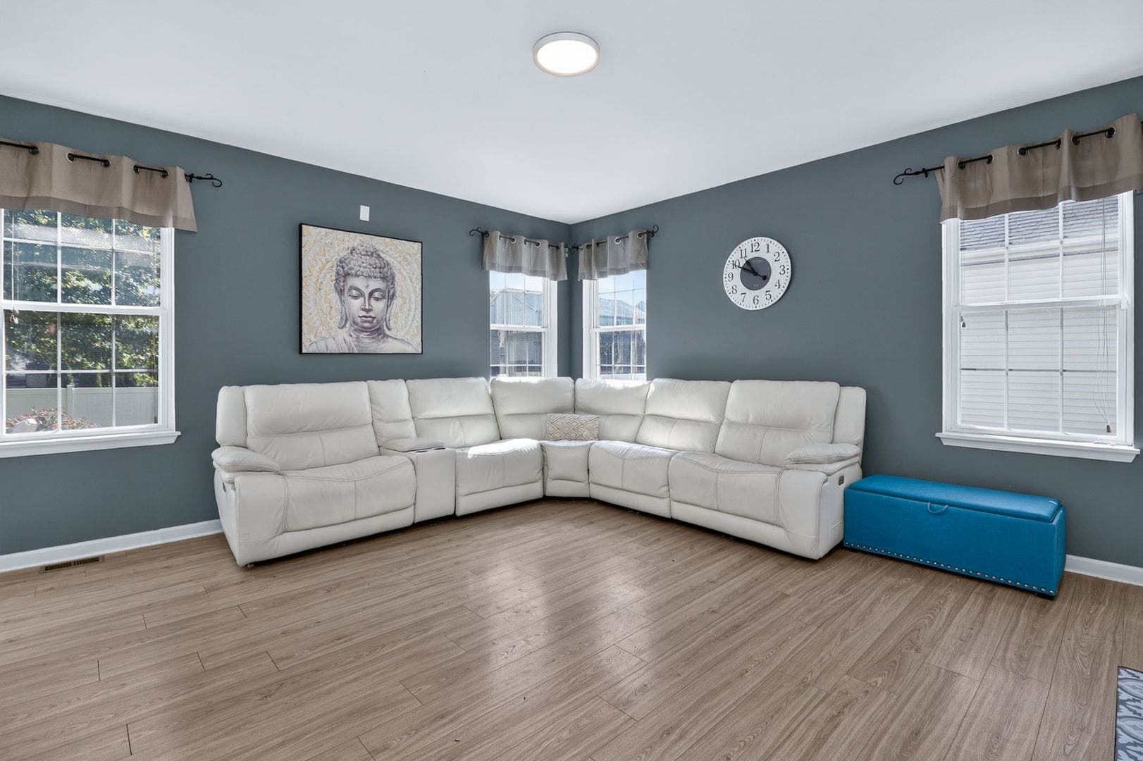 722 Metropolitan Avenue, Bolingbrook, IL 60490 722 Metropolitan Avenue, Bolingbrook, IL 60490