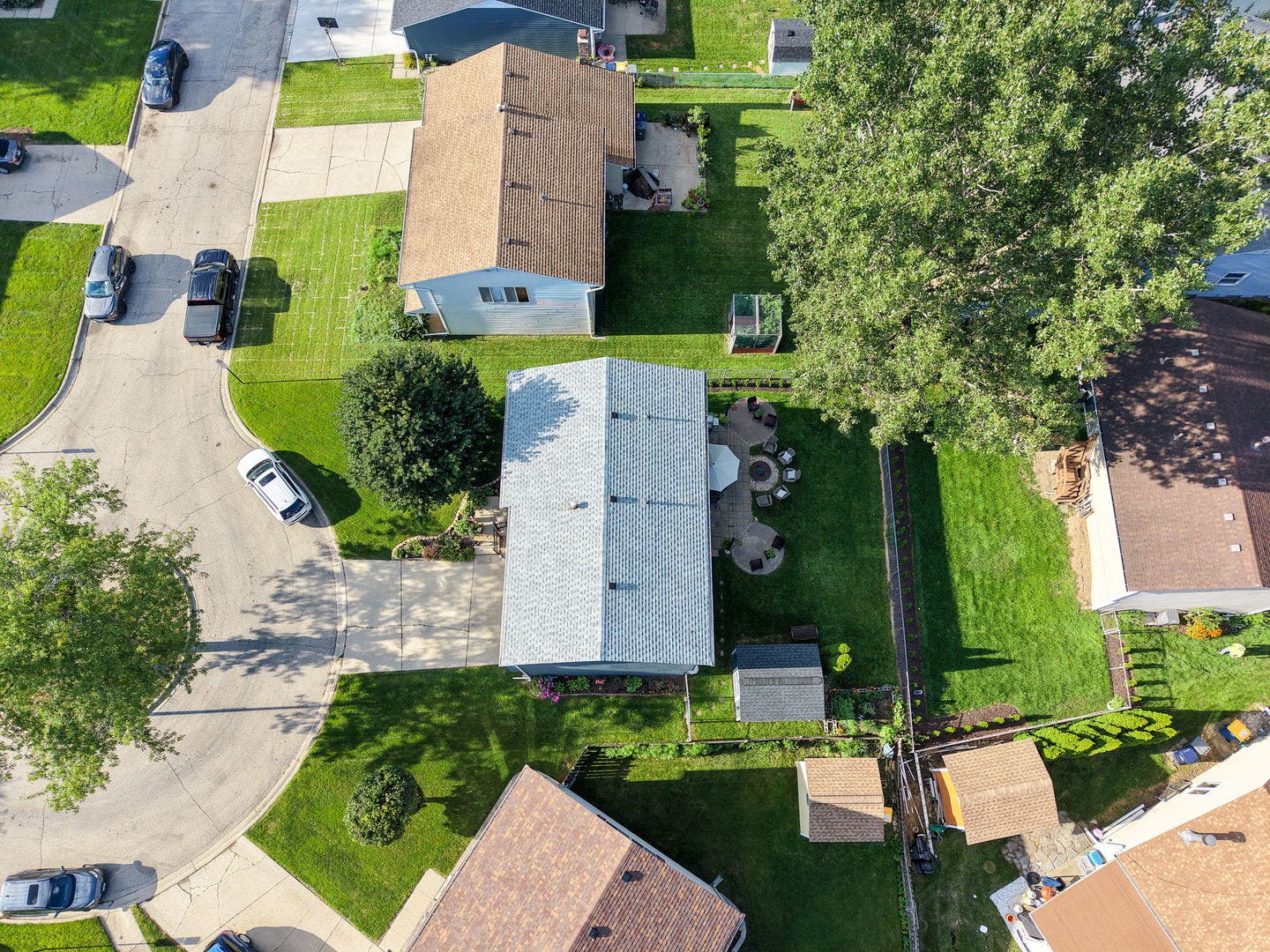 17 Joslyn Drive, Elgin, IL 60120 17 Joslyn Drive, Elgin, IL 60120