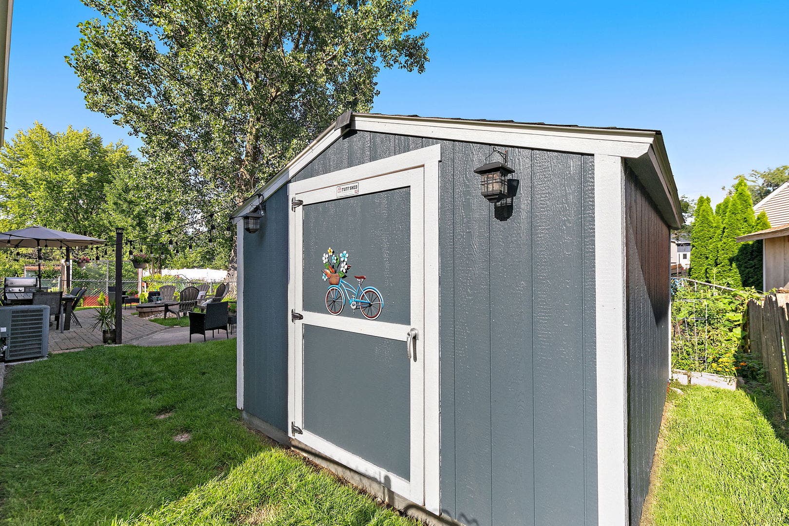 17 Joslyn Drive, Elgin, IL 60120 17 Joslyn Drive, Elgin, IL 60120