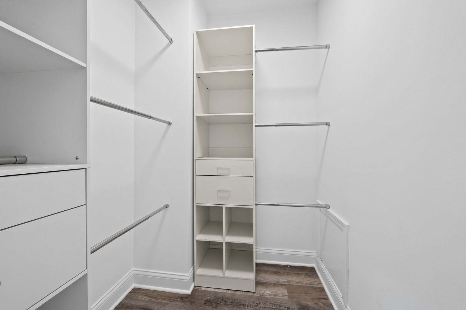 167 Glen Lake Drive, Bolingbrook, IL 60440 Master bedroom walk-in closet
