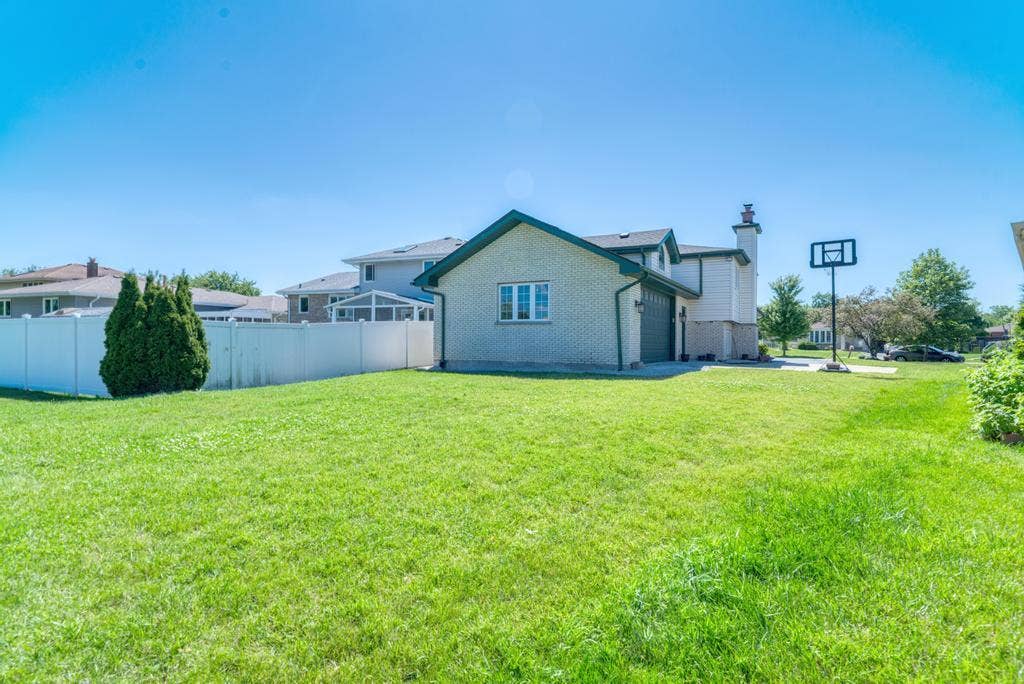 16829 Creekside Avenue, Tinley Park, IL 60487 16829 Creekside Avenue, Tinley Park, IL 60487