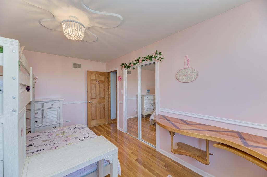 16829 Creekside Avenue, Tinley Park, IL 60487 16829 Creekside Avenue, Tinley Park, IL 60487