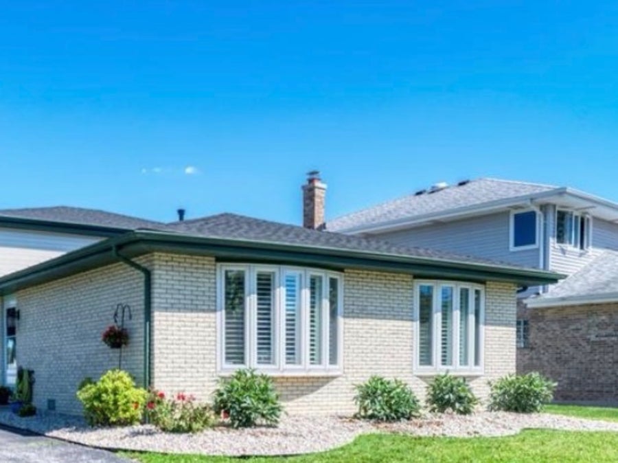 Property photo for 16829 Creekside Avenue, Tinley Park, IL