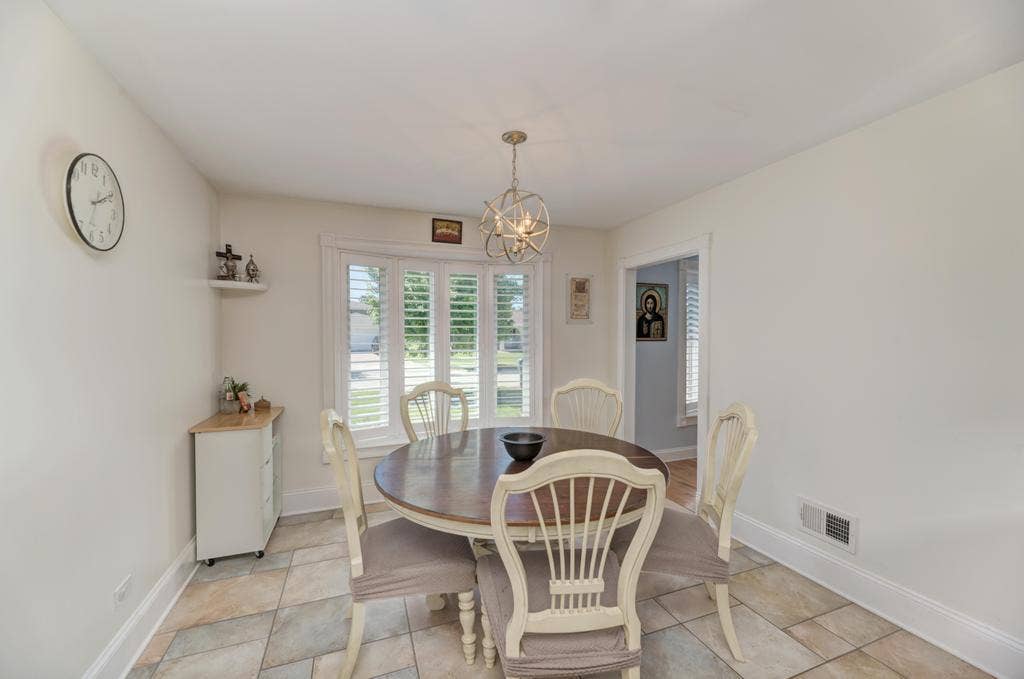 16829 Creekside Avenue, Tinley Park, IL 60487 16829 Creekside Avenue, Tinley Park, IL 60487