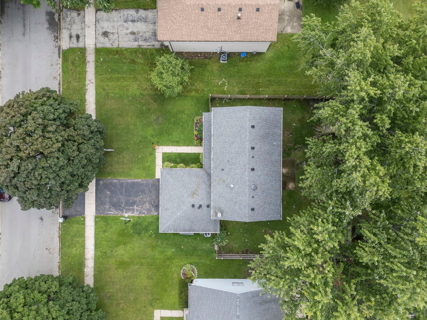 311 Thistle Drive, Bolingbrook, IL 60490
