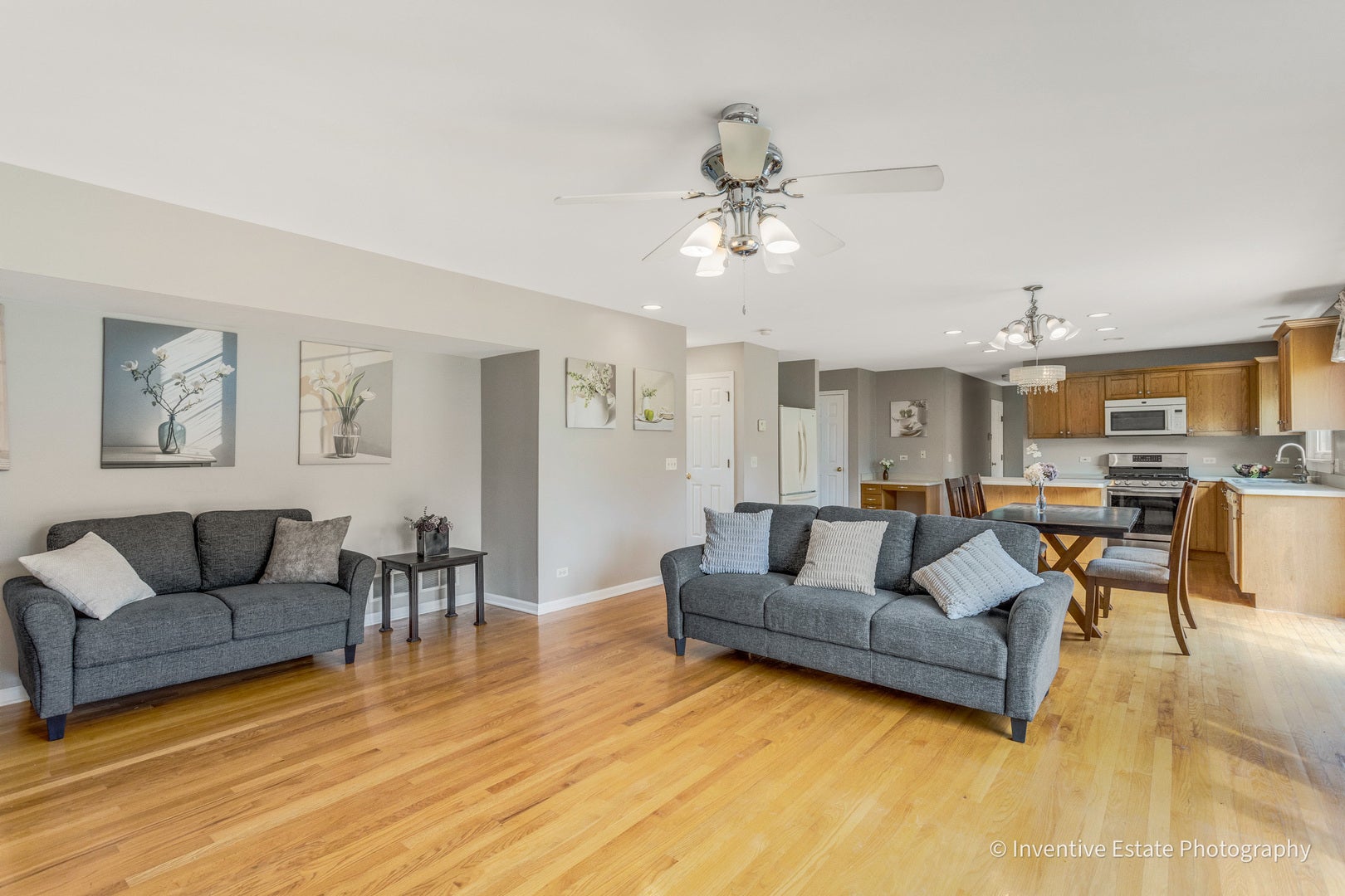 1925 Danube Way, Bolingbrook, IL 60490 1925 Danube Way, Bolingbrook, IL 60490