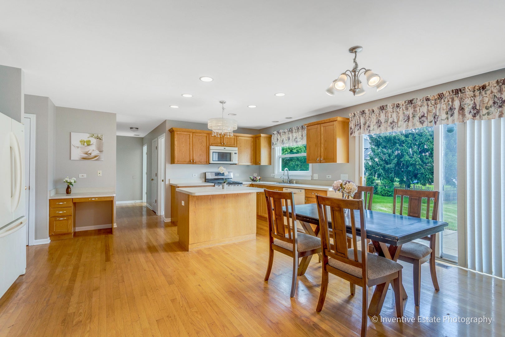 1925 Danube Way, Bolingbrook, IL 60490 1925 Danube Way, Bolingbrook, IL 60490