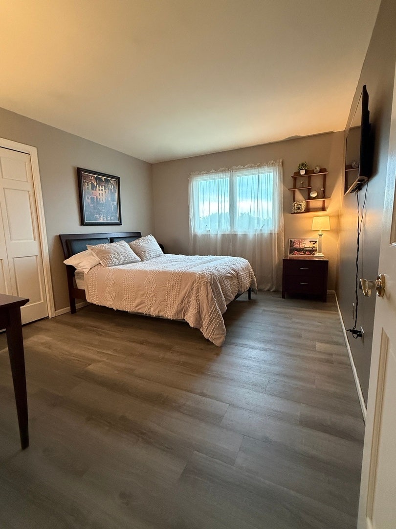11751 Greenfield Drive, Orland Park, IL 60467