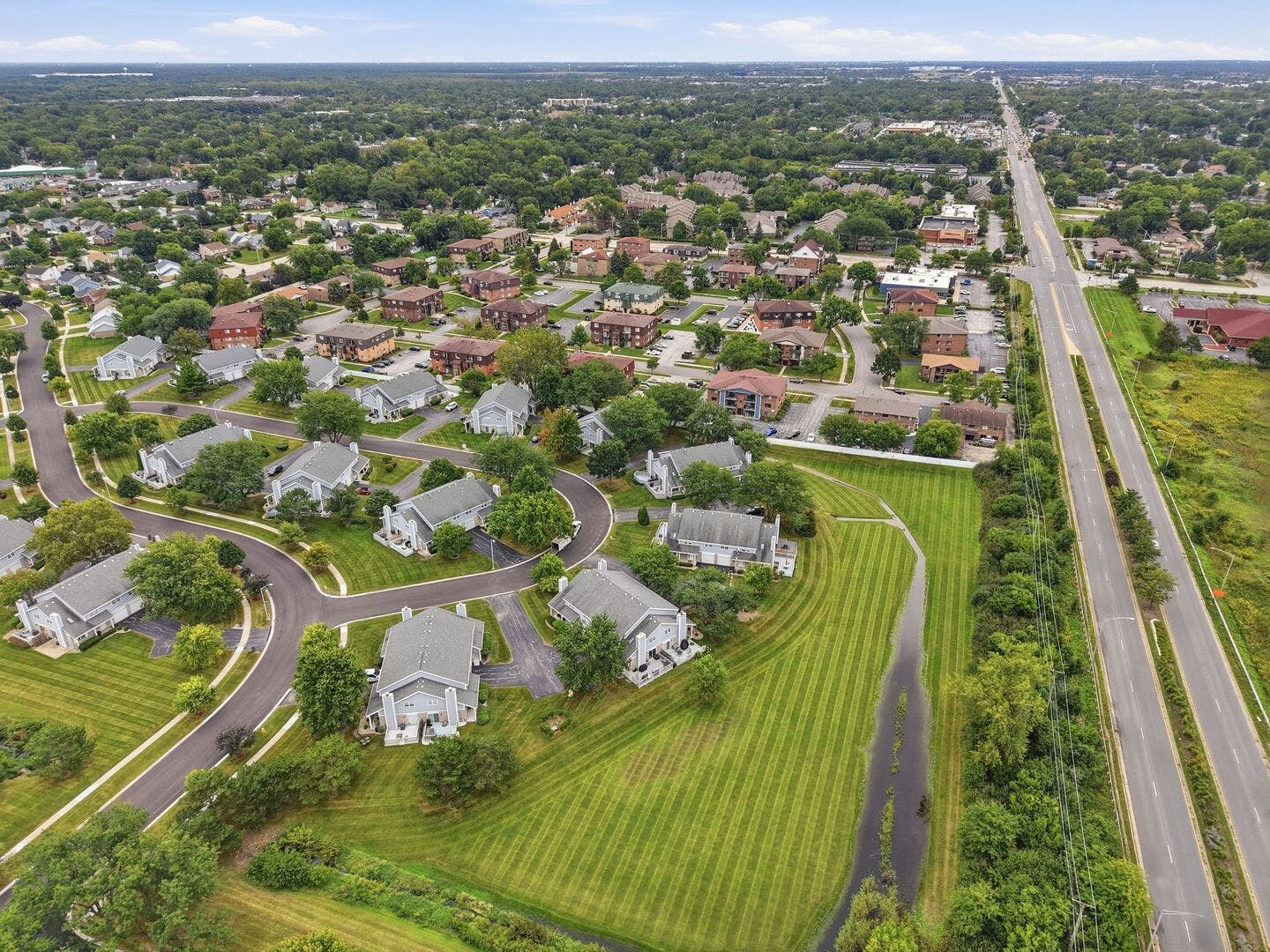 16514 Coachwood Trail, #16514, Tinley Park, IL 60477 16514 Coachwood Trail, #16514, Tinley Park, IL 60477